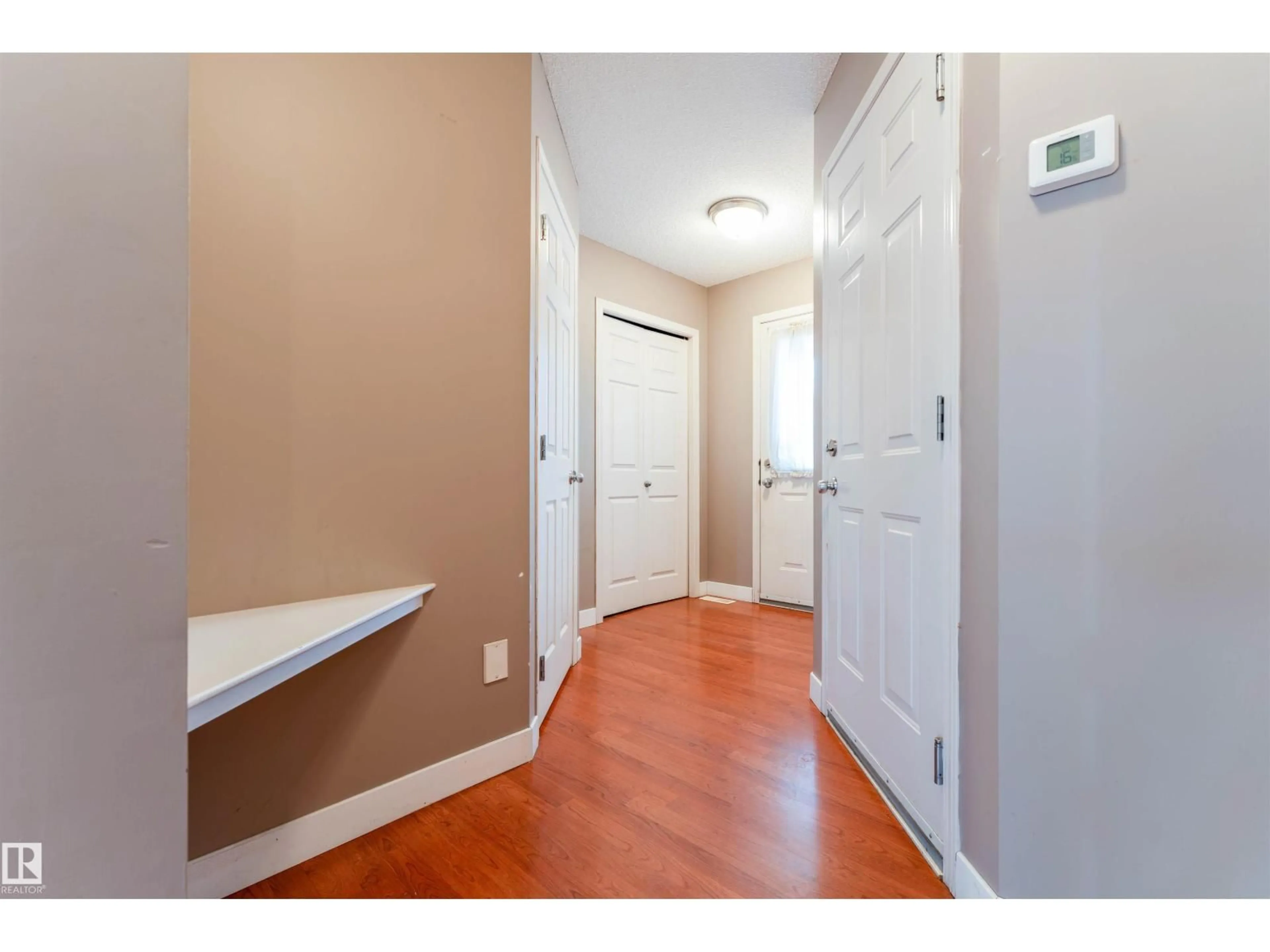 Indoor entryway for 2021 - 72 GRANTHAM CO, Edmonton Alberta T5T6V7