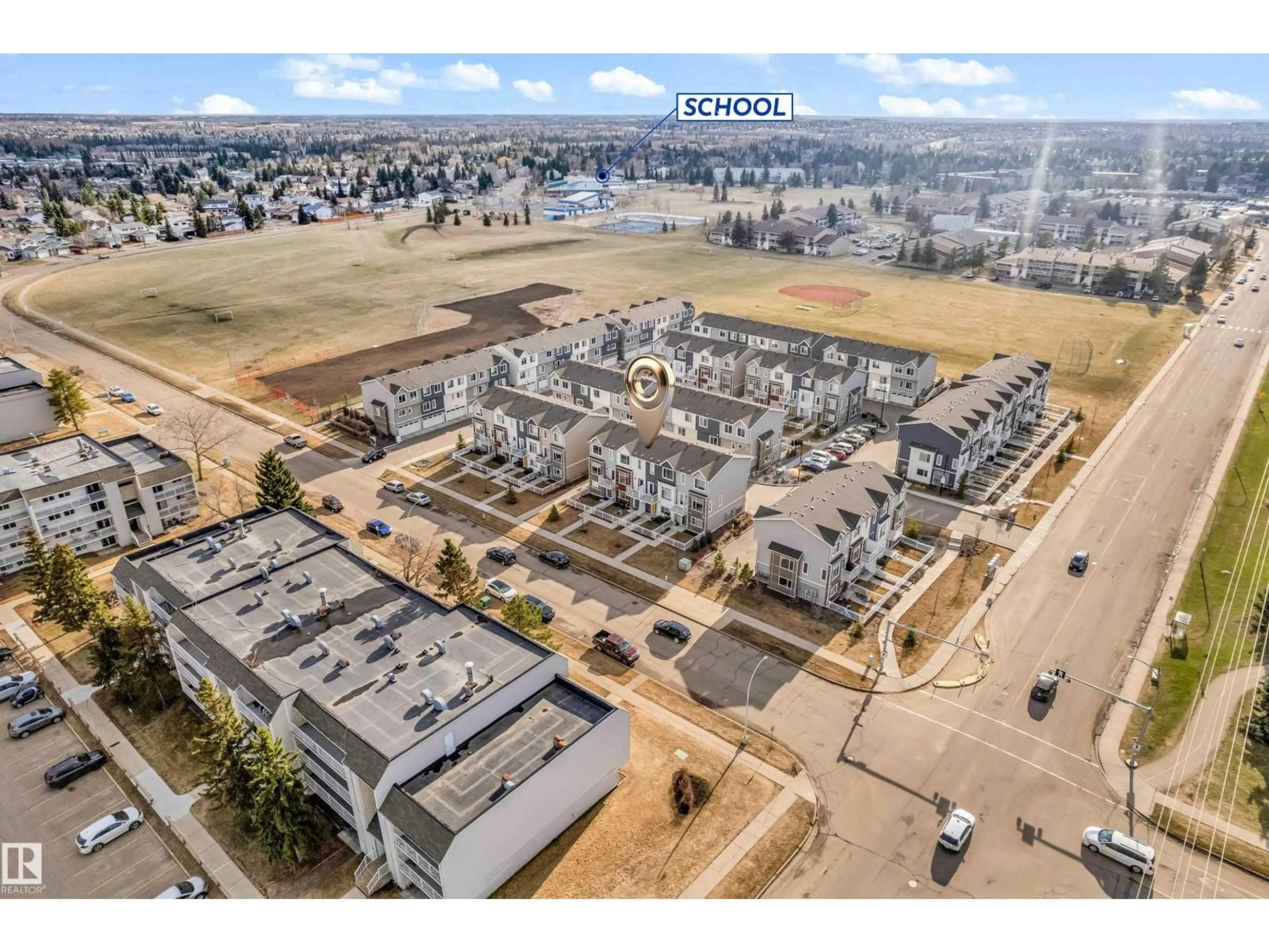 A pic from outside/outdoor area/front of a property/back of a property/a pic from drone, street for 215 - 61 SADDLEBACK RD, Edmonton Alberta T6J5T6