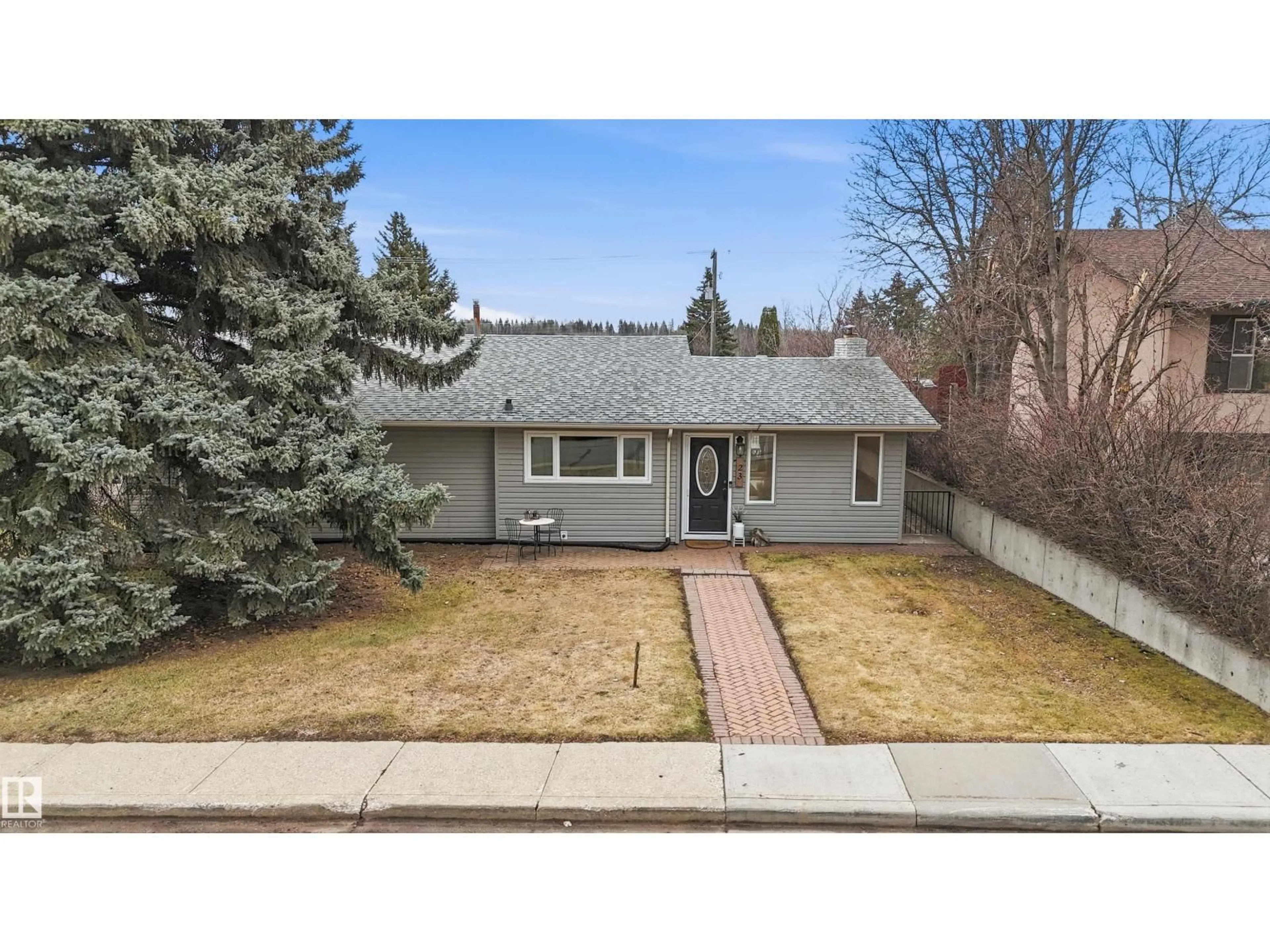 A pic from outside/outdoor area/front of a property/back of a property/a pic from drone, street for 23 CLEARWATER, Devon Alberta T9G1C8