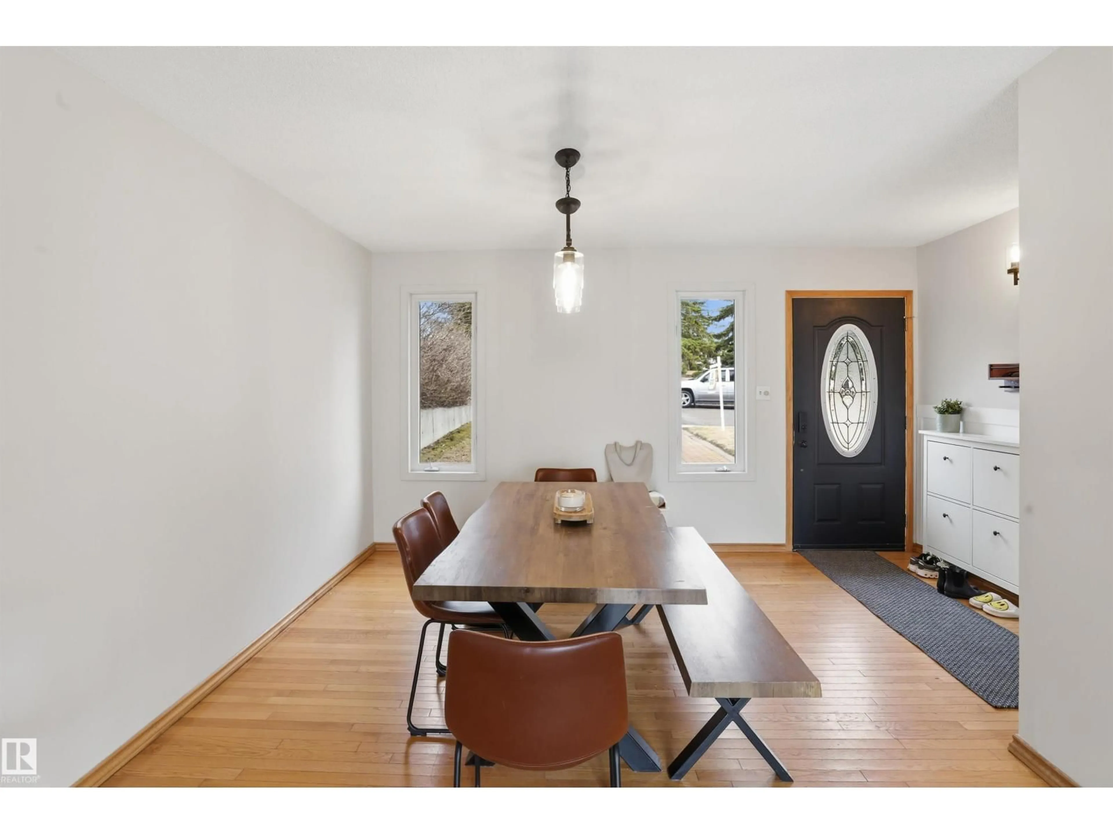 Dining room, wood/laminate floor for 23 CLEARWATER, Devon Alberta T9G1C8