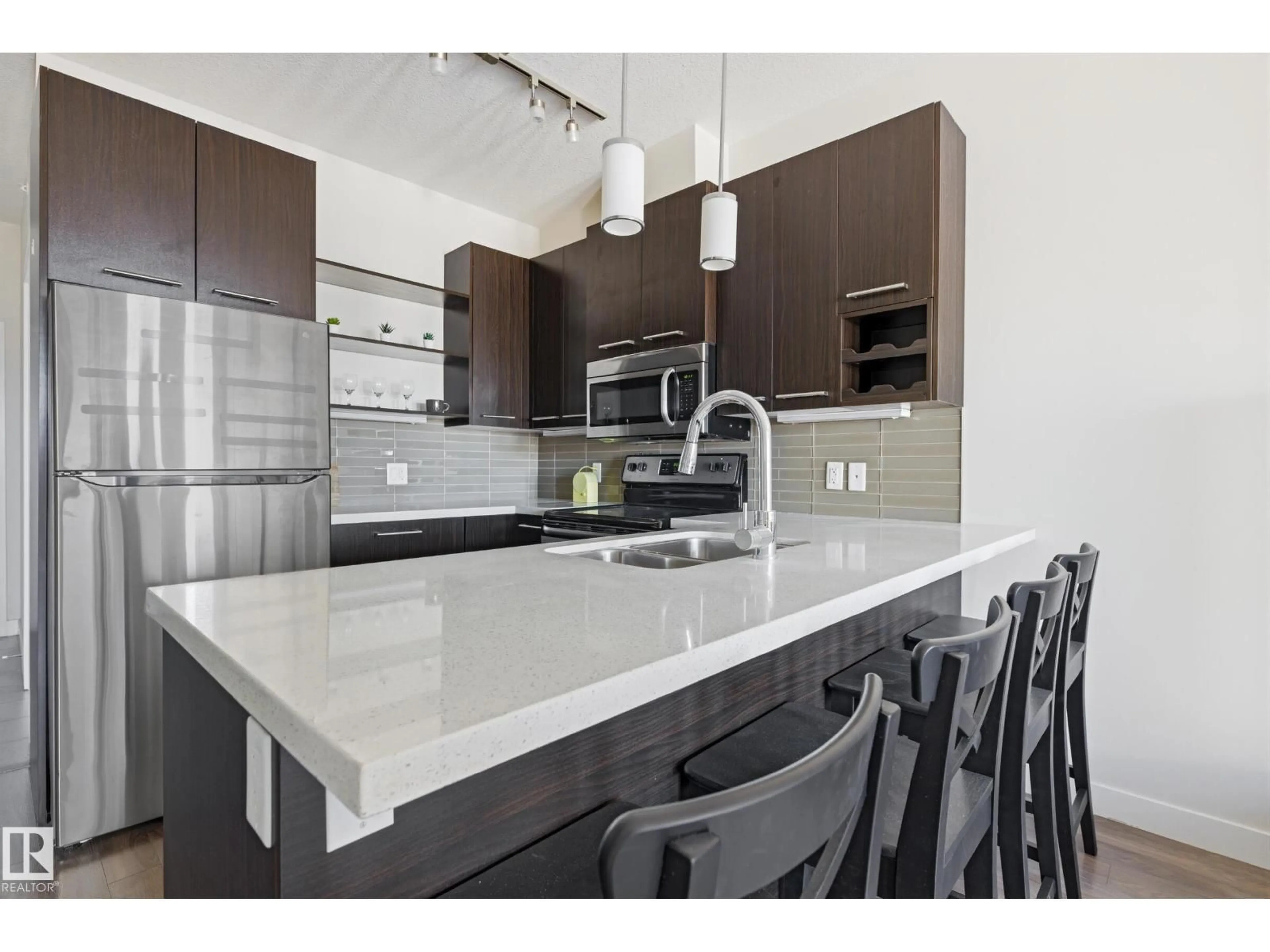 Unknown for #403 - 10418 81 AV, Edmonton Alberta T6E1X5