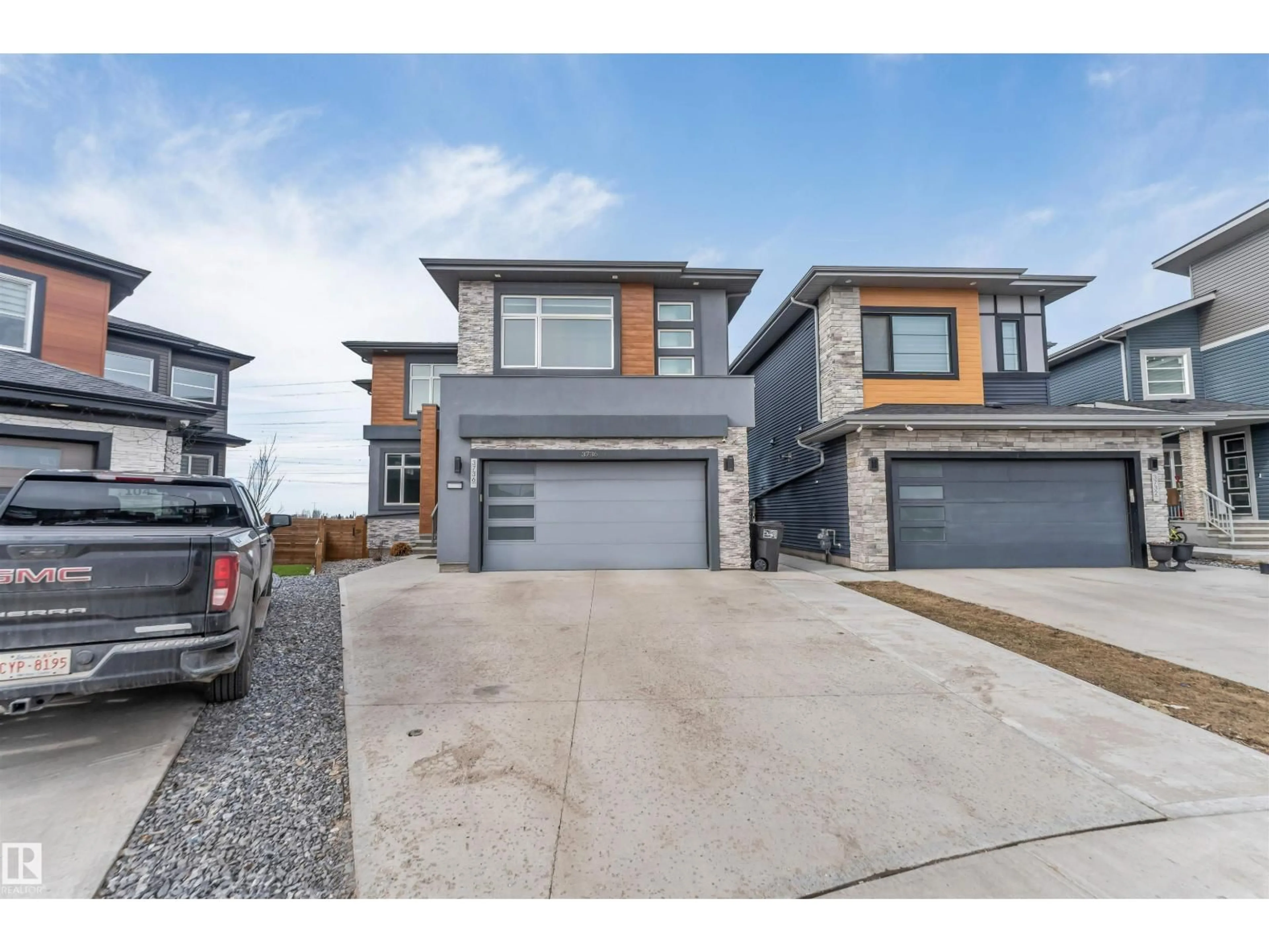 Unknown for 3736 1 AV SW, Edmonton Alberta T6X2W3