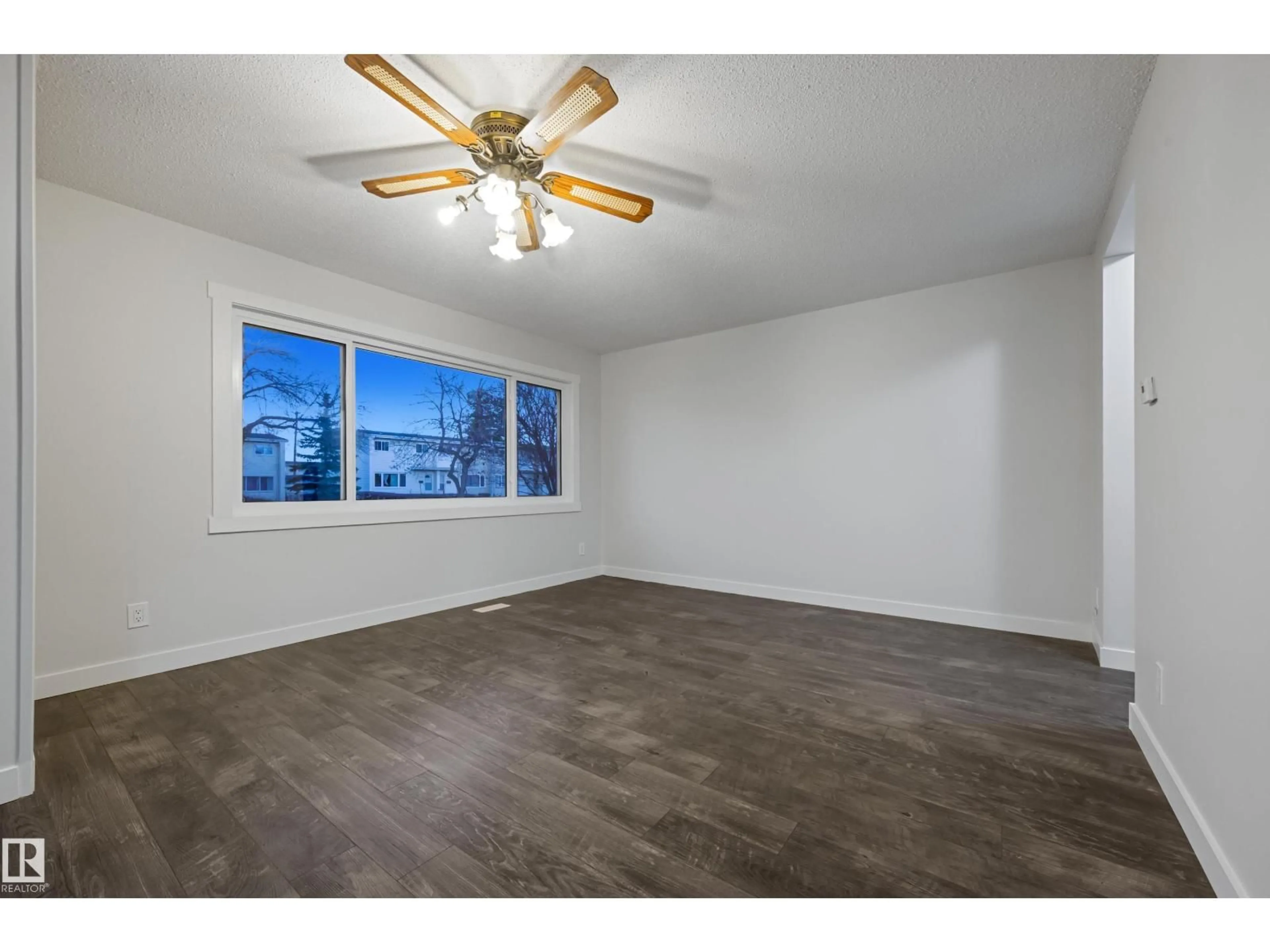 A pic of a room for 13228 83 ST NW, Edmonton Alberta T5E2W7