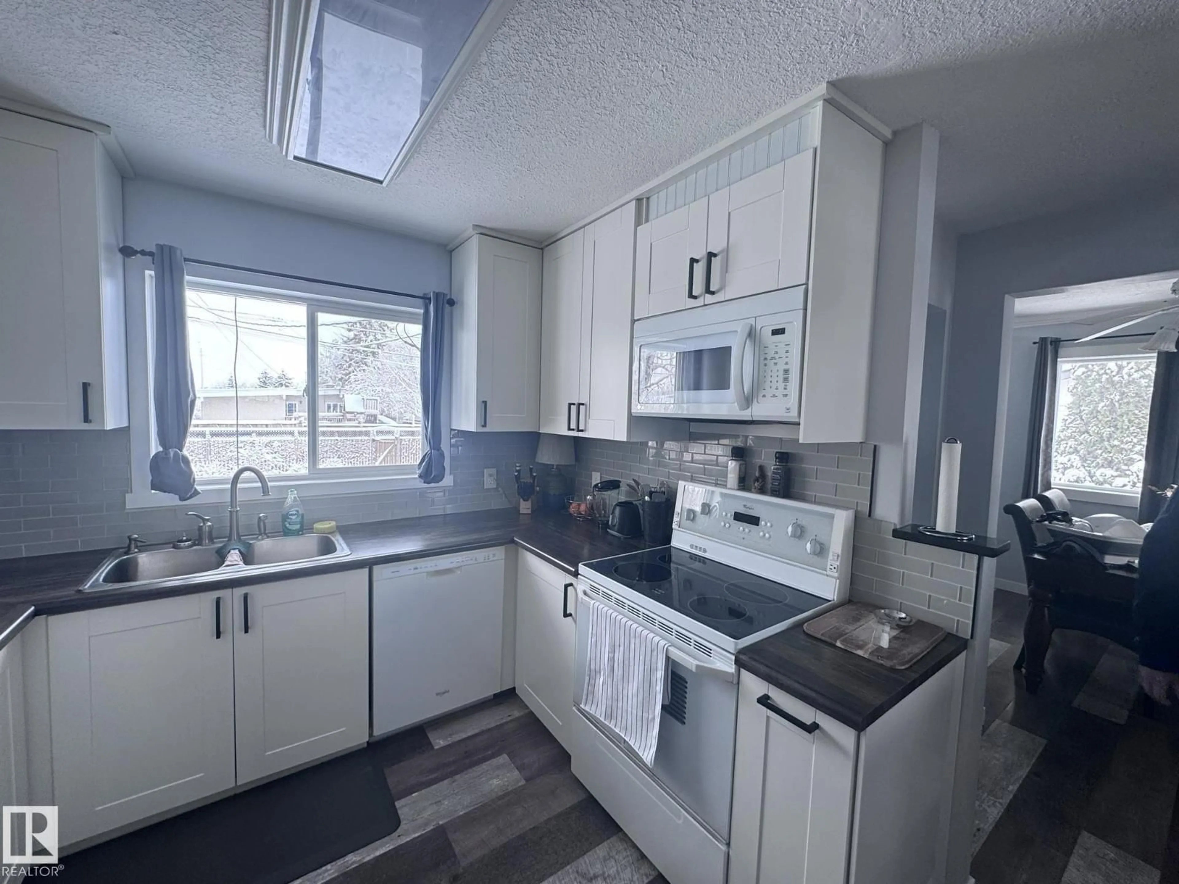 Standard kitchen, unknown for 9712 101 AV, Westlock Alberta T7P1Z4