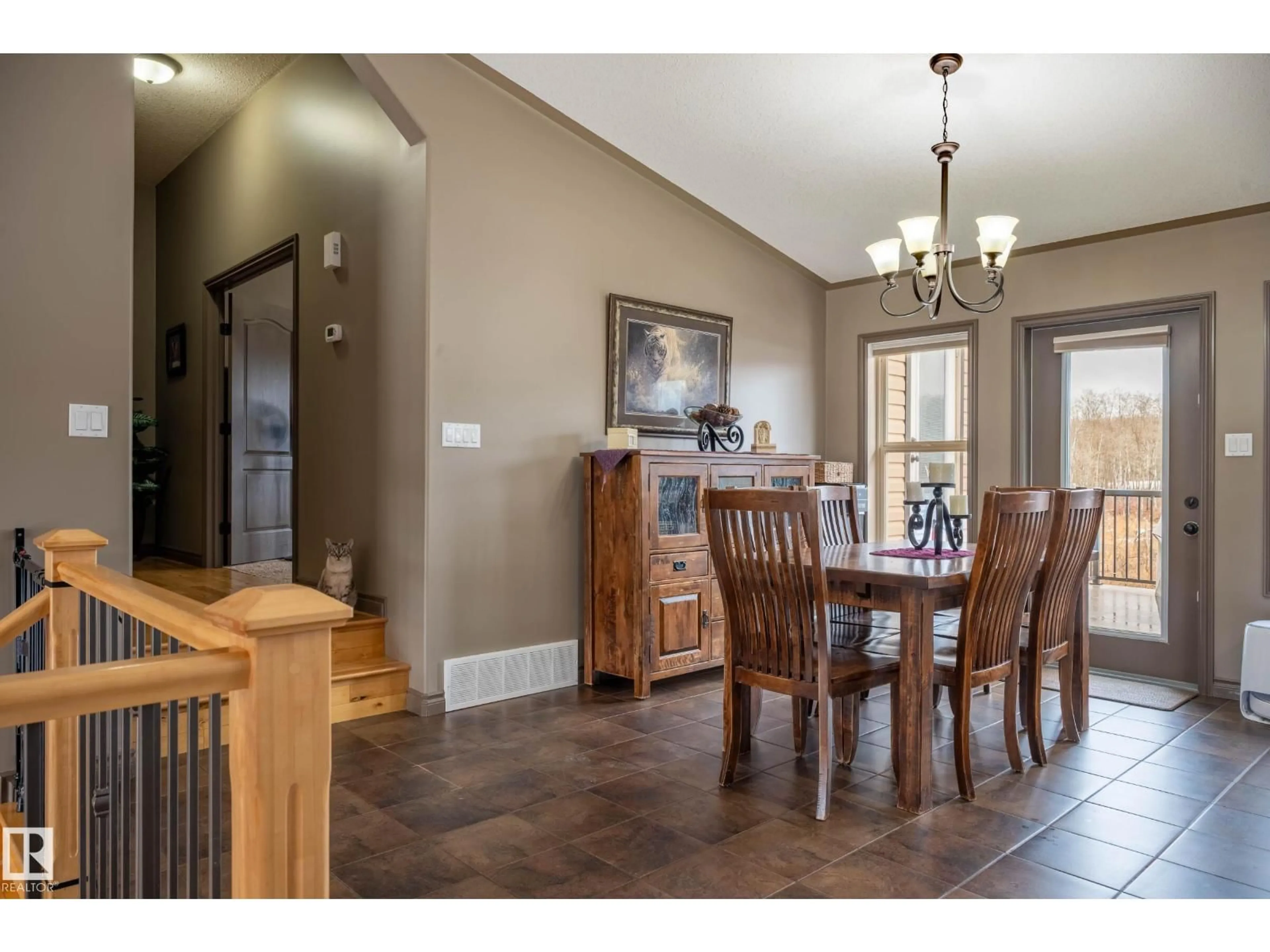 Dining room, wood/laminate floor for 61119 - 27 RGE RD 465, Rural Bonnyville M.D. Alberta T9N2G4