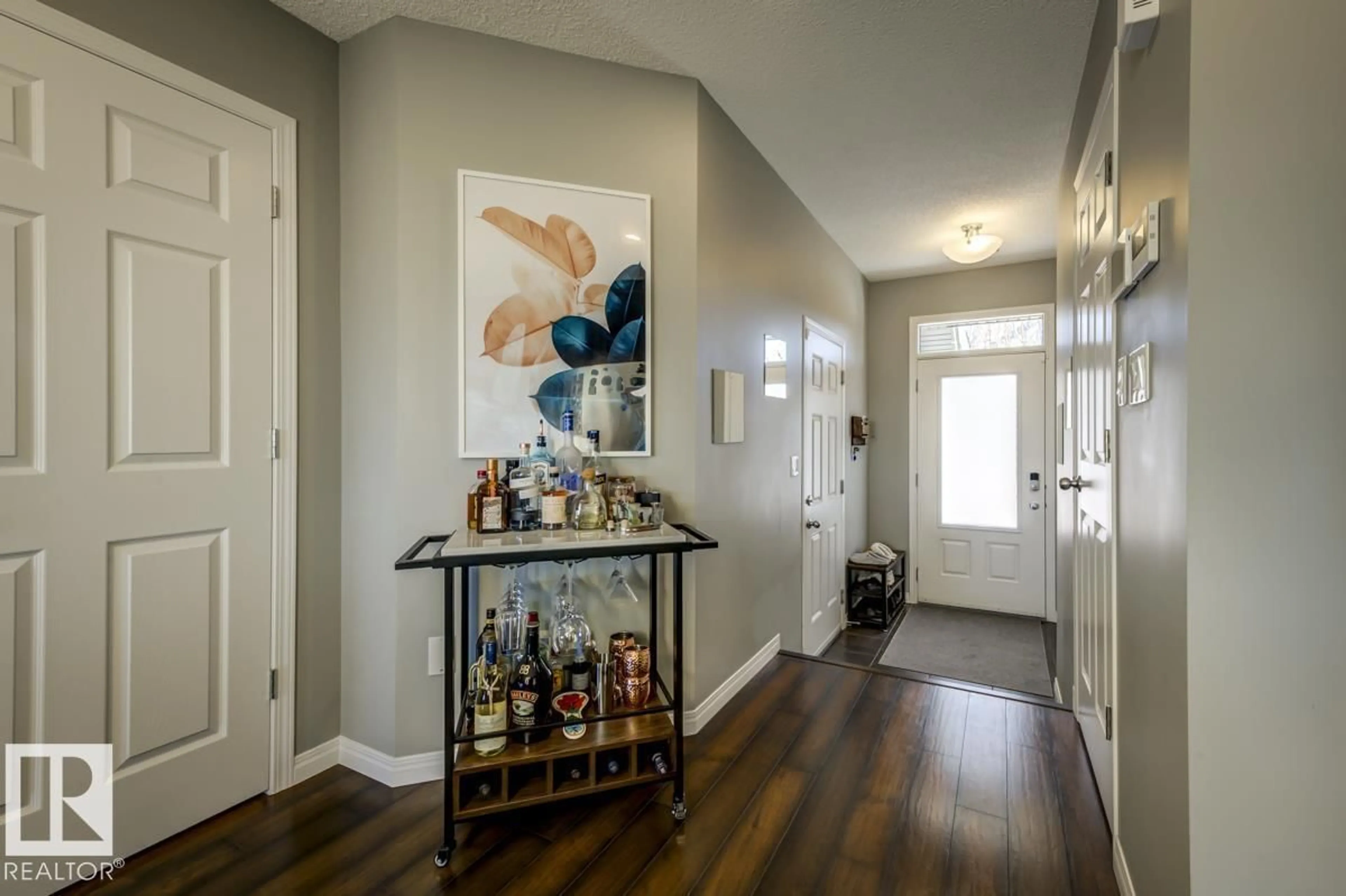 Indoor entryway for 5487 CRABAPPLE LOOP, Edmonton Alberta T6X1S5