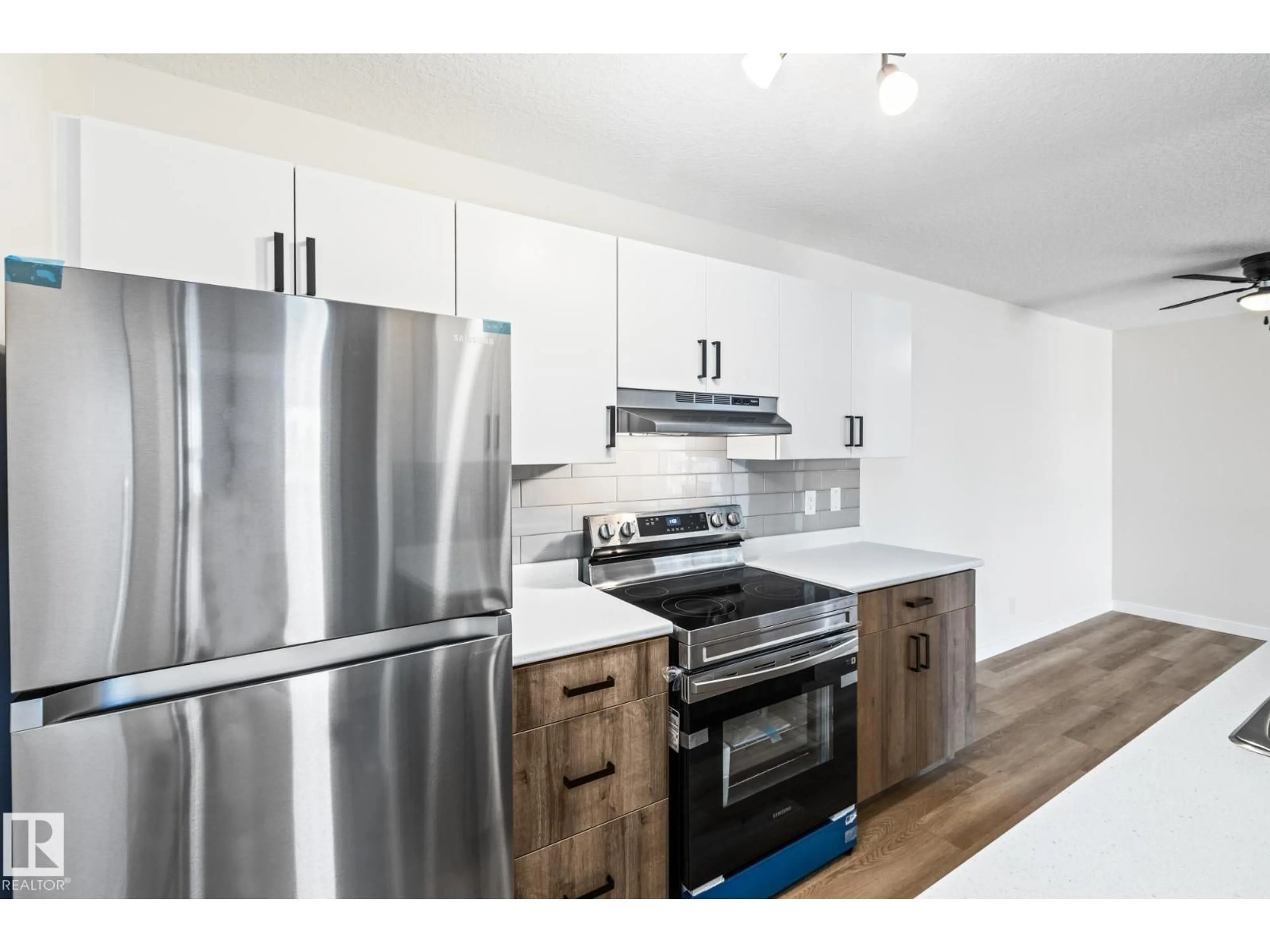 Standard kitchen, wood/laminate floor for #308 - 6208 180 ST, Edmonton Alberta T5T2T2