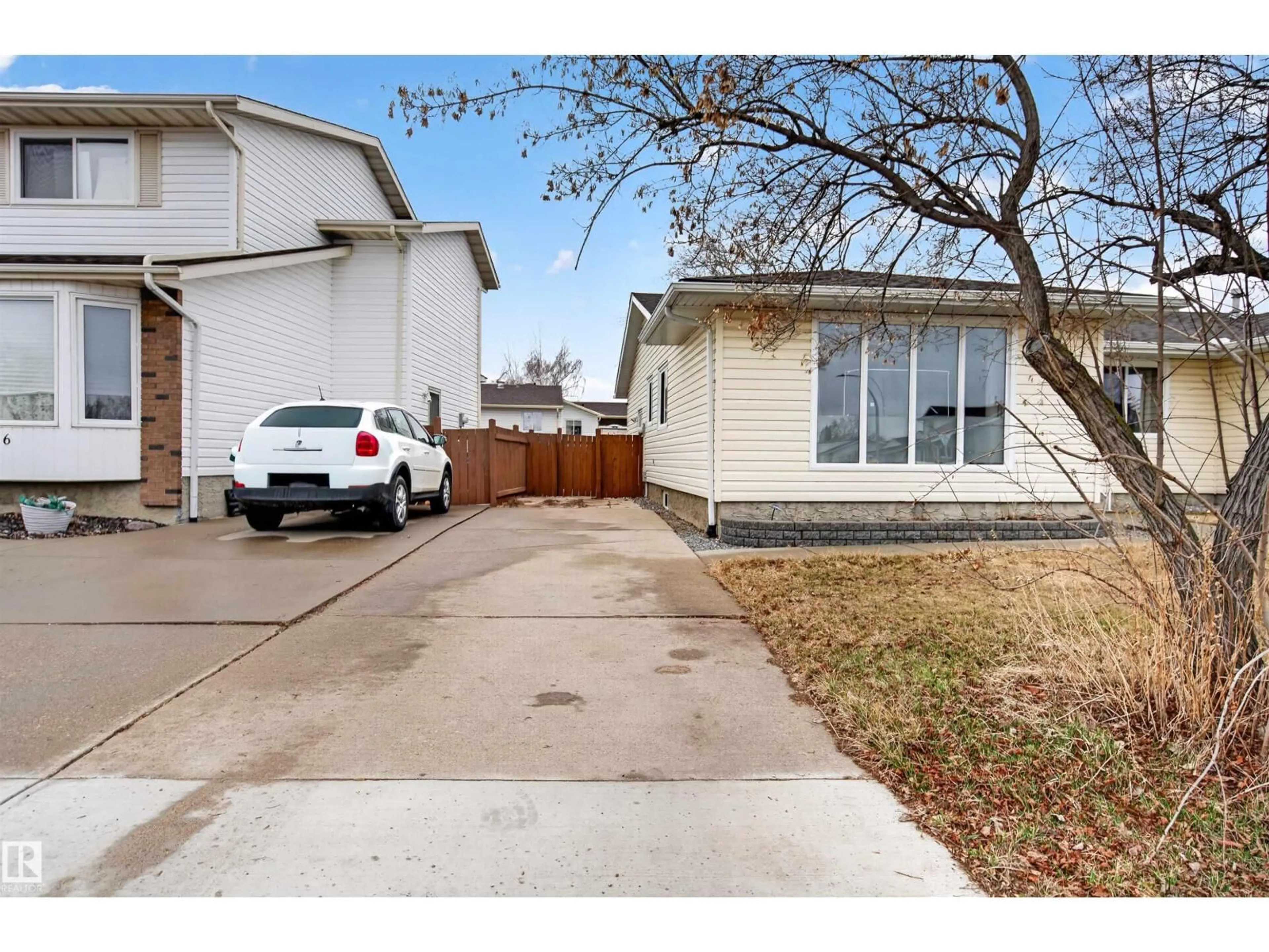 Unknown for 17120 103 ST, Edmonton Alberta T5X4Z4