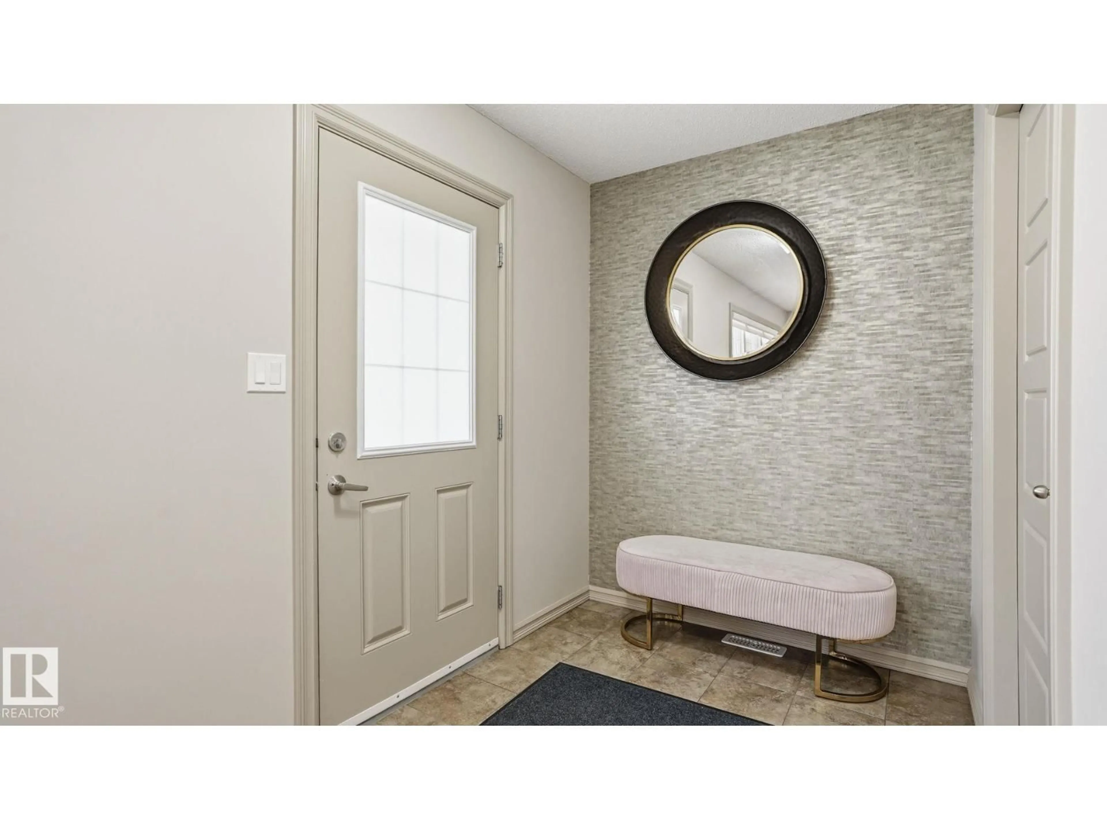 Indoor entryway for 8210 180 AV, Edmonton Alberta T5Z0H8