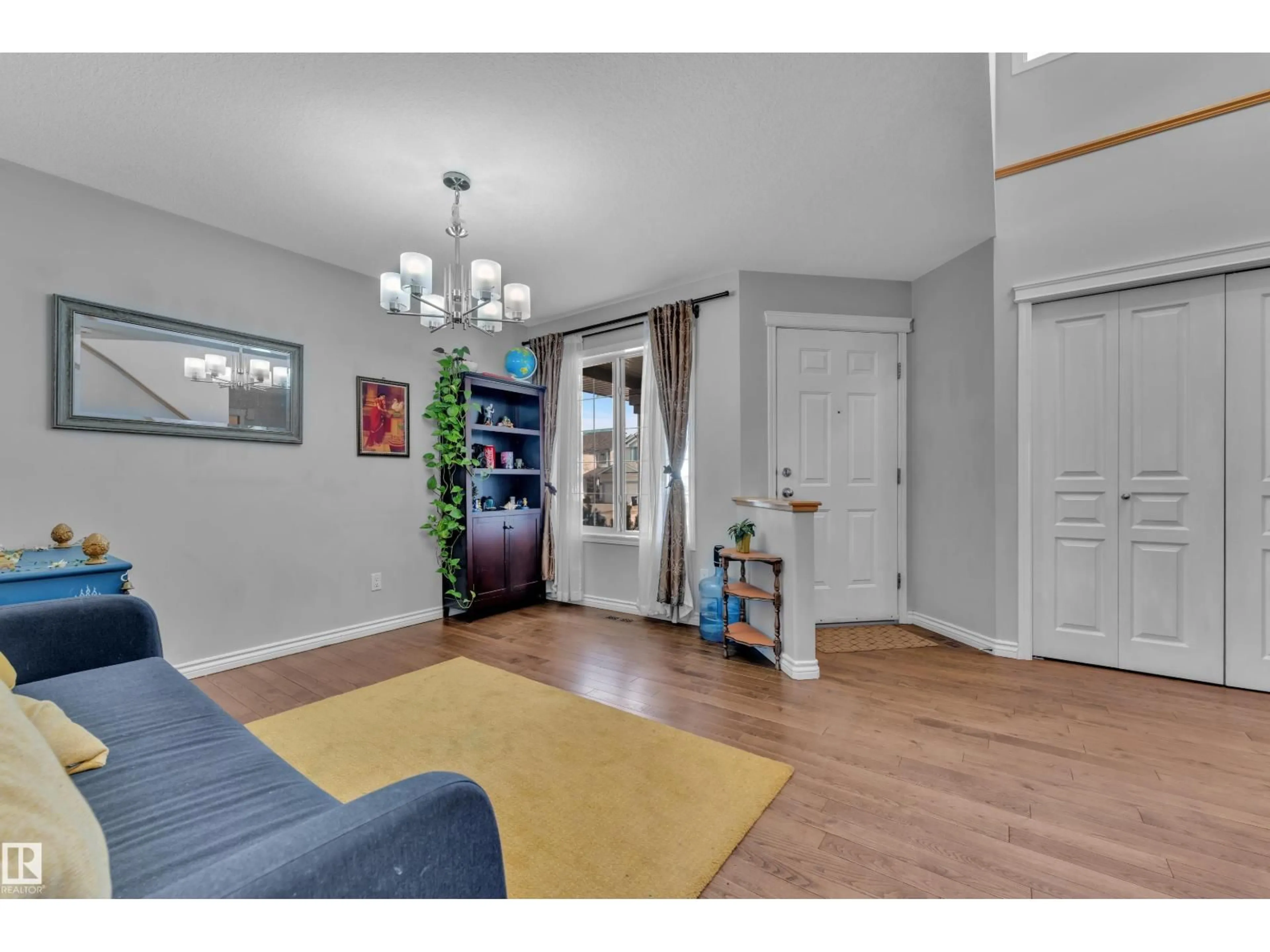 Indoor entryway for 1235 RUTHERFORD RD, Edmonton Alberta T6W1H4