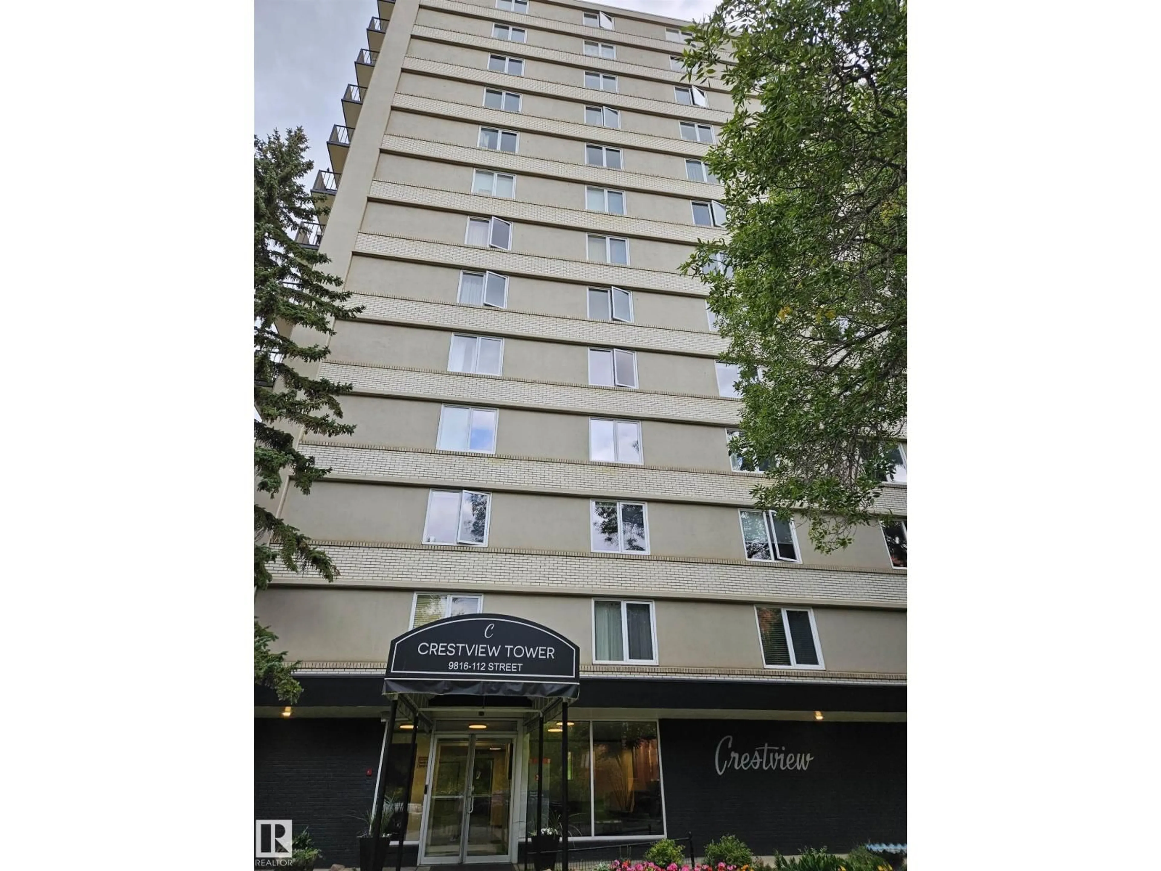 Indoor foyer for #1403 - 9816 112 ST, Edmonton Alberta T5K1L5