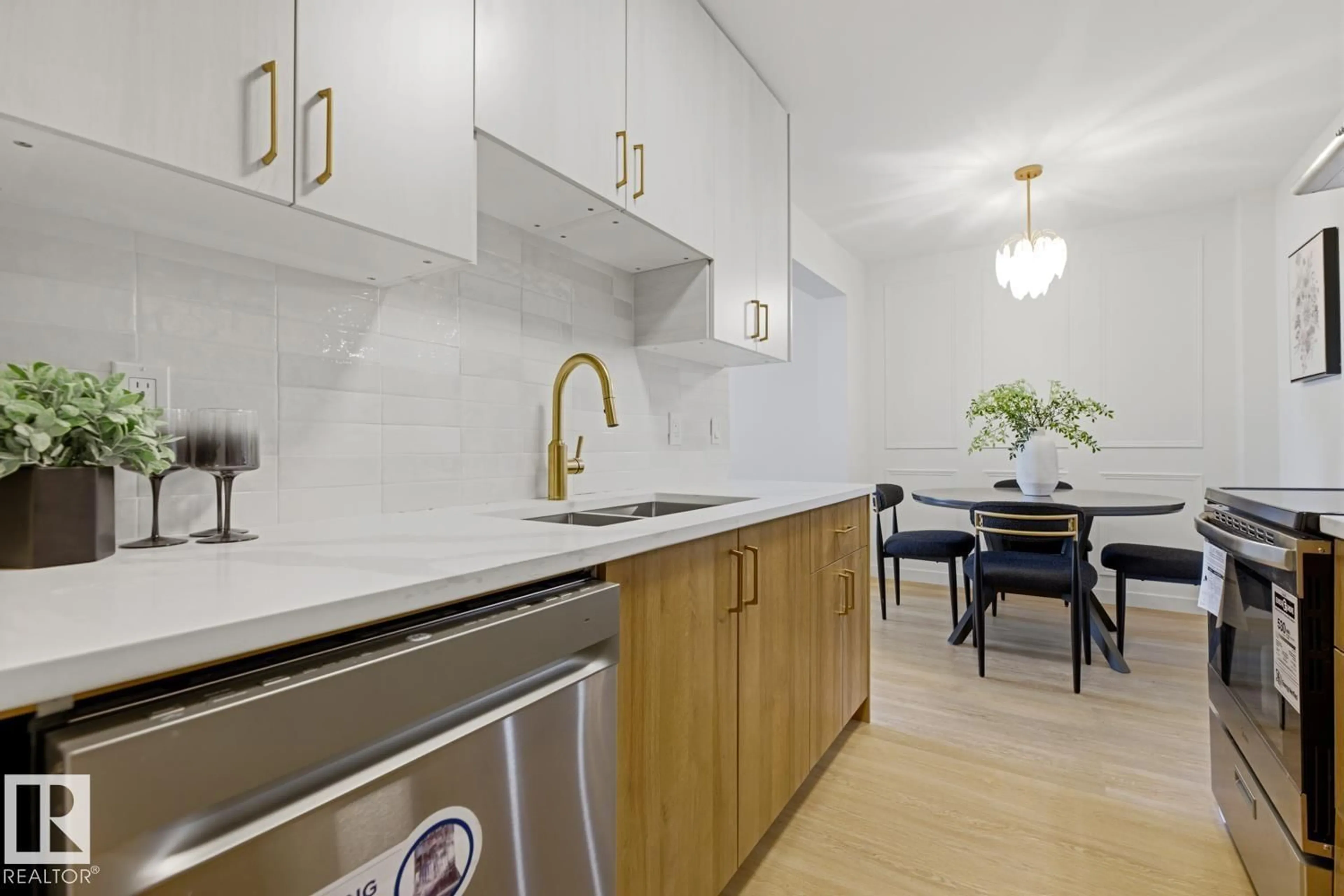 Unknown for 7D CALLINGWOOD CO, Edmonton Alberta T5T0H5