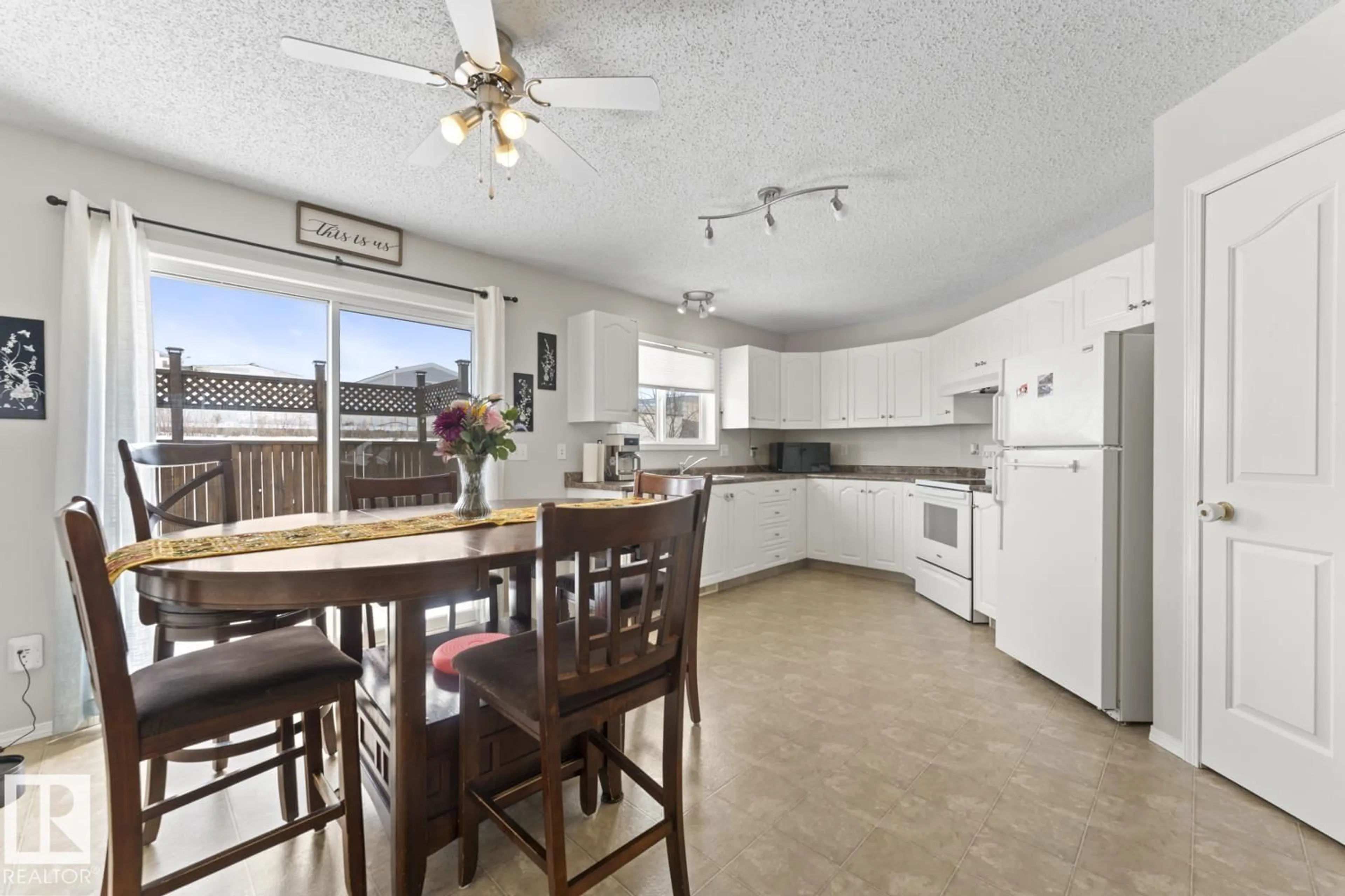 Unknown for 4805 45 ST, Cold Lake Alberta T9M1N7