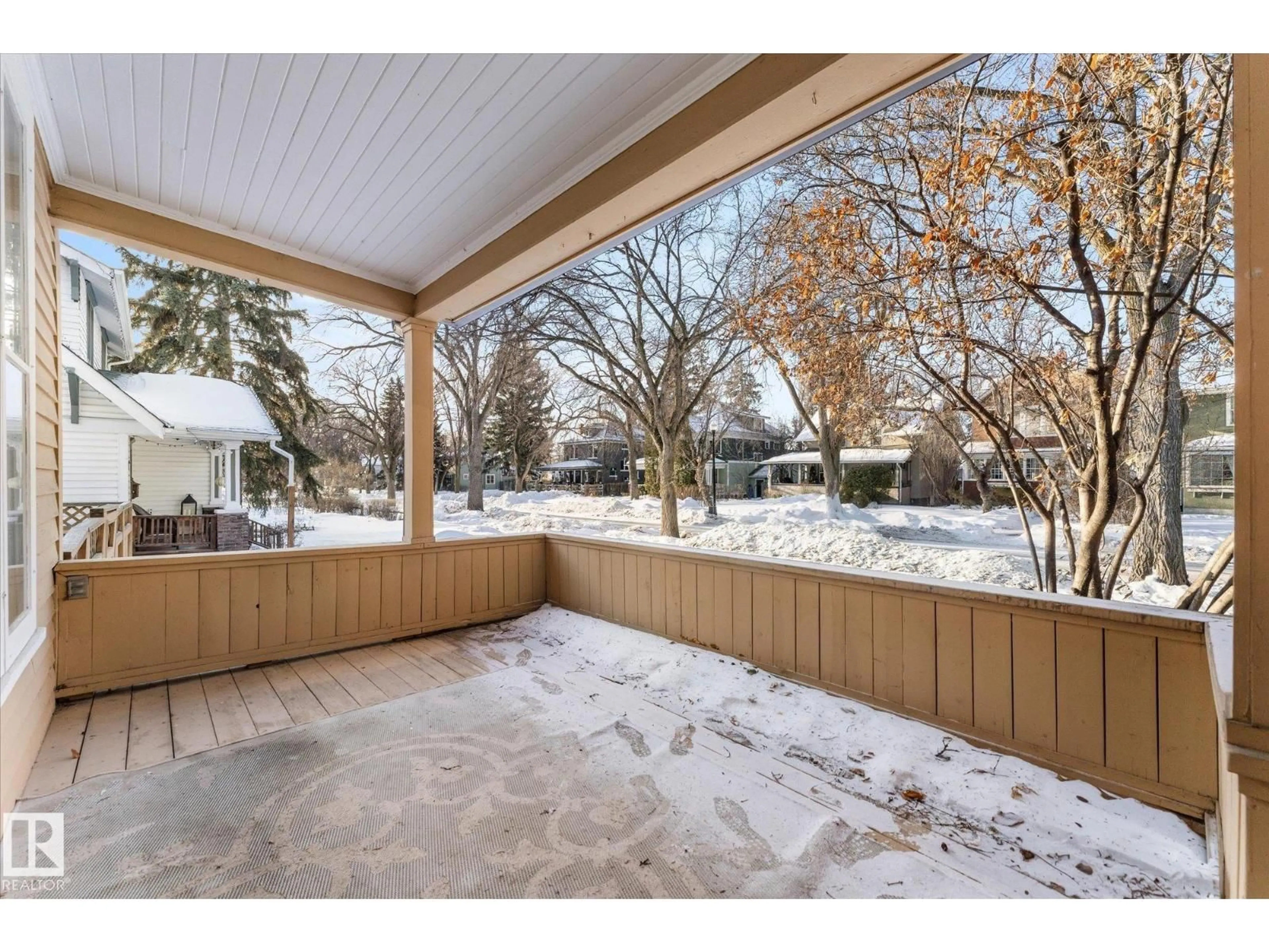 Patio, unknown for 10921 126 ST, Edmonton Alberta T5M0P4