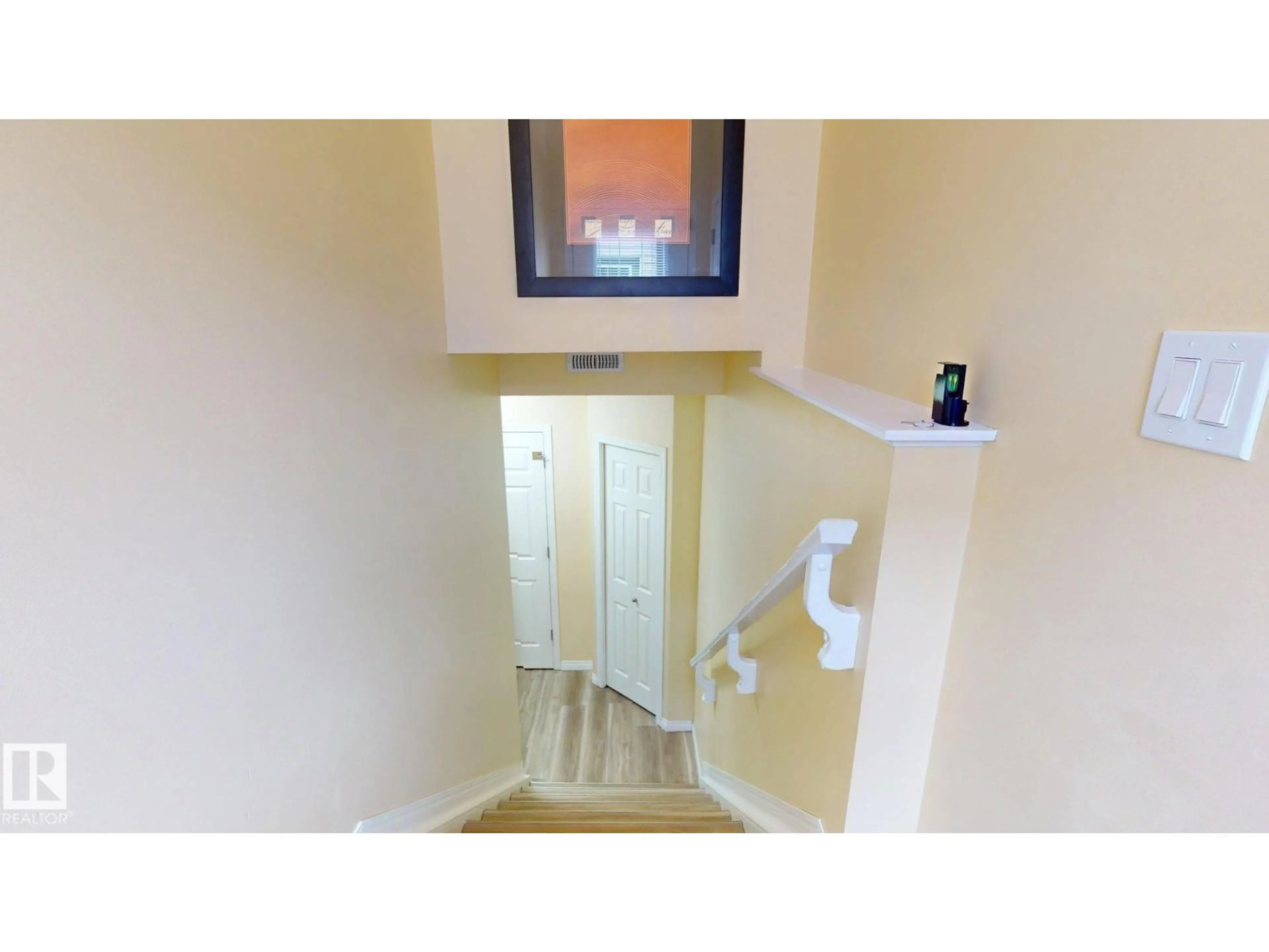 Unknown for #2 - 6520 2 AV, Edmonton Alberta T6X1S4