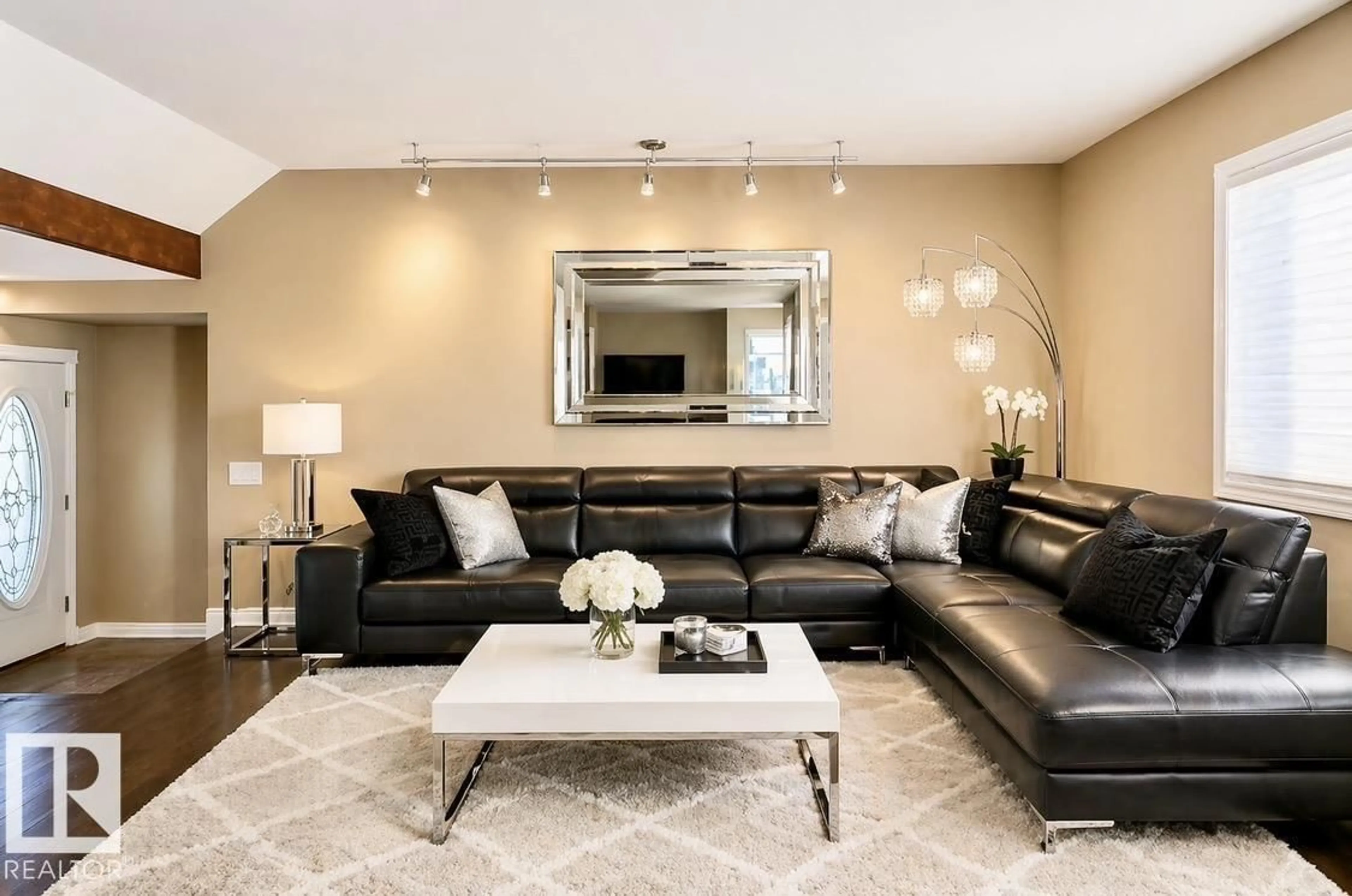 Living room with furniture, unknown for 18633 122 AV NW, Edmonton Alberta T5V1R4