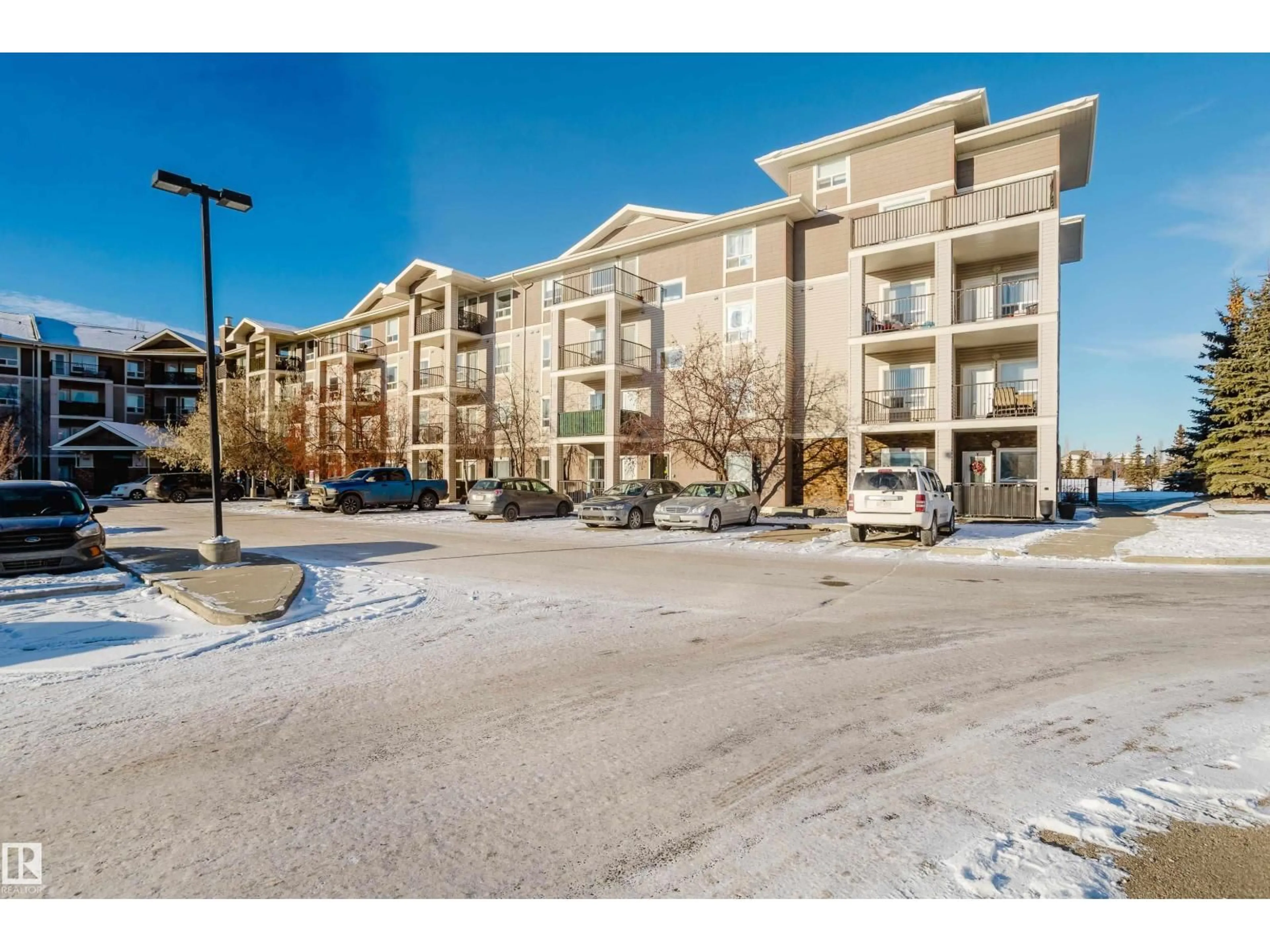 Unknown for 7327 - 7412 SOUTH TERWILLEGAR DR, Edmonton Alberta T6R0L8