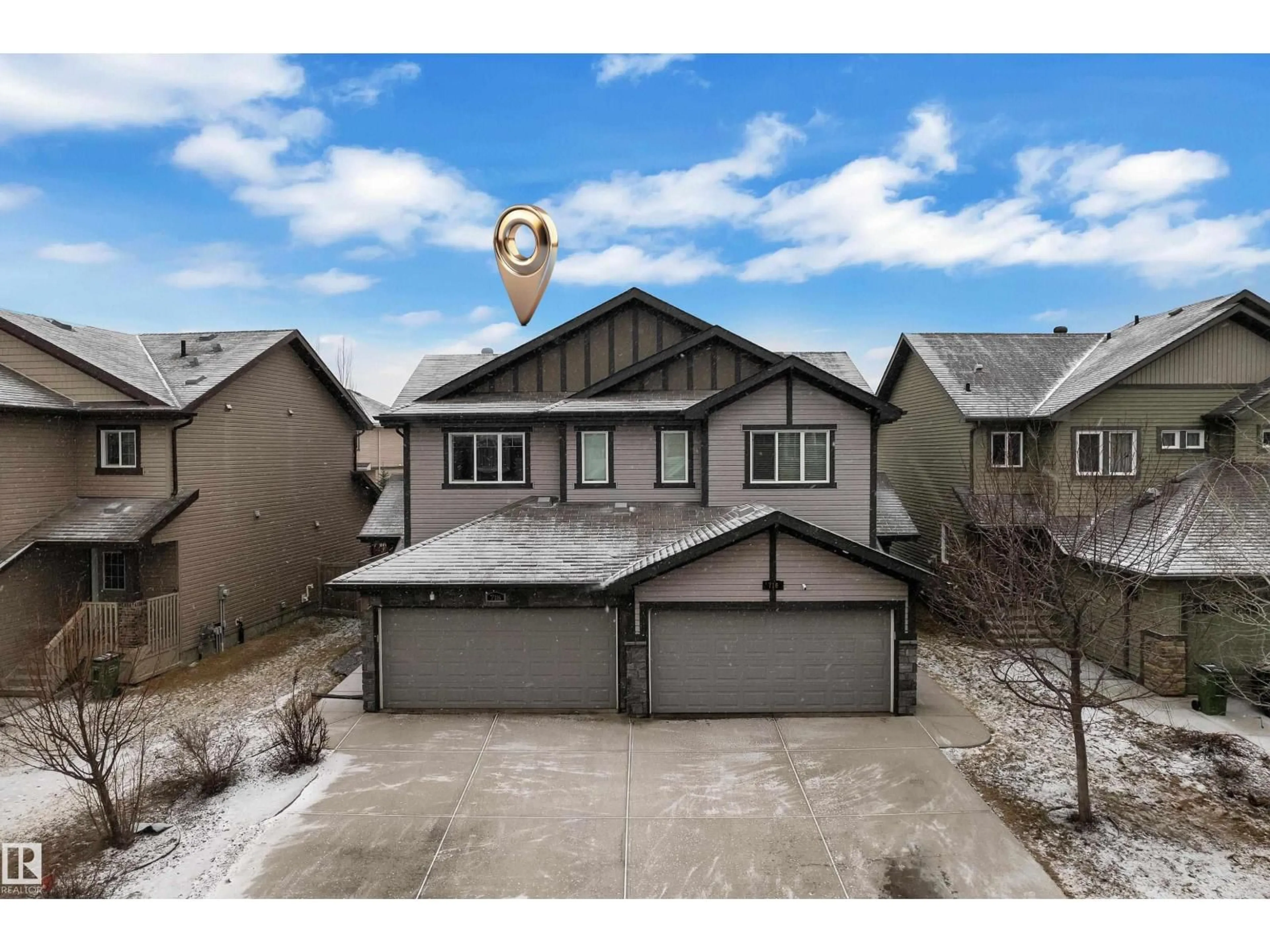 A pic from outside/outdoor area/front of a property/back of a property/a pic from drone, street for 718 177 ST, Edmonton Alberta T6W1A5