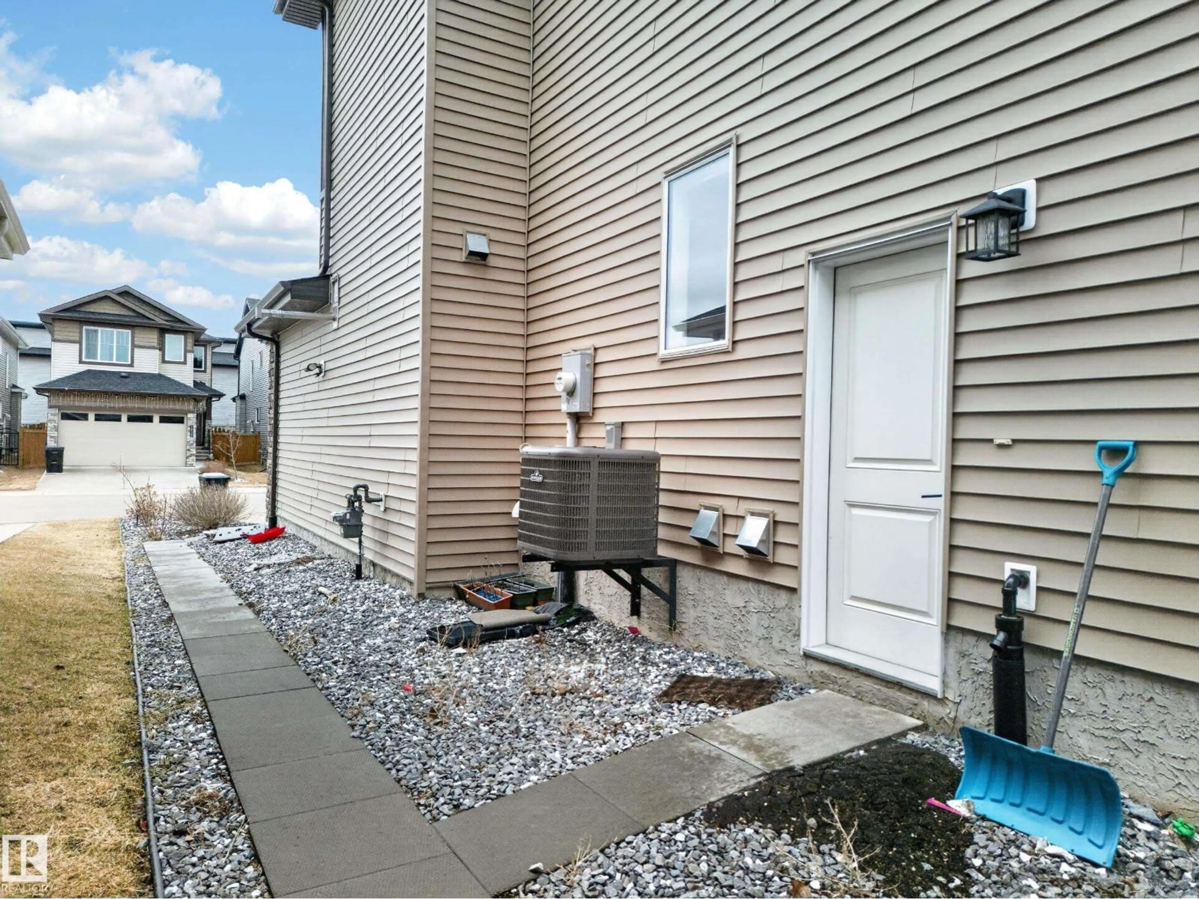 Unknown for 7414 CHIVERS CRESCENT, Edmonton Alberta T6W4M2