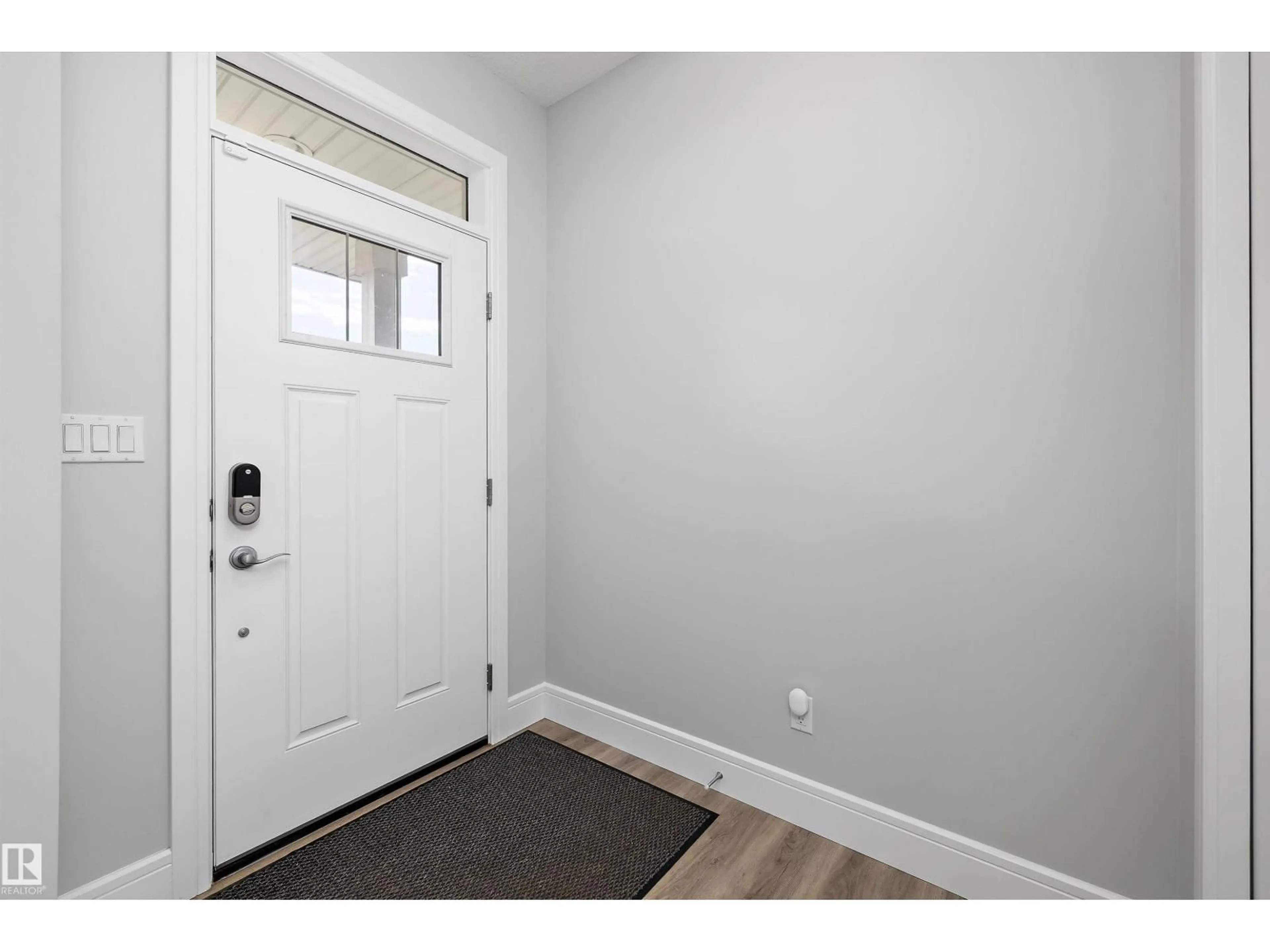 Indoor entryway for 4235 CHICHAK CL, Edmonton Alberta T6W4B3