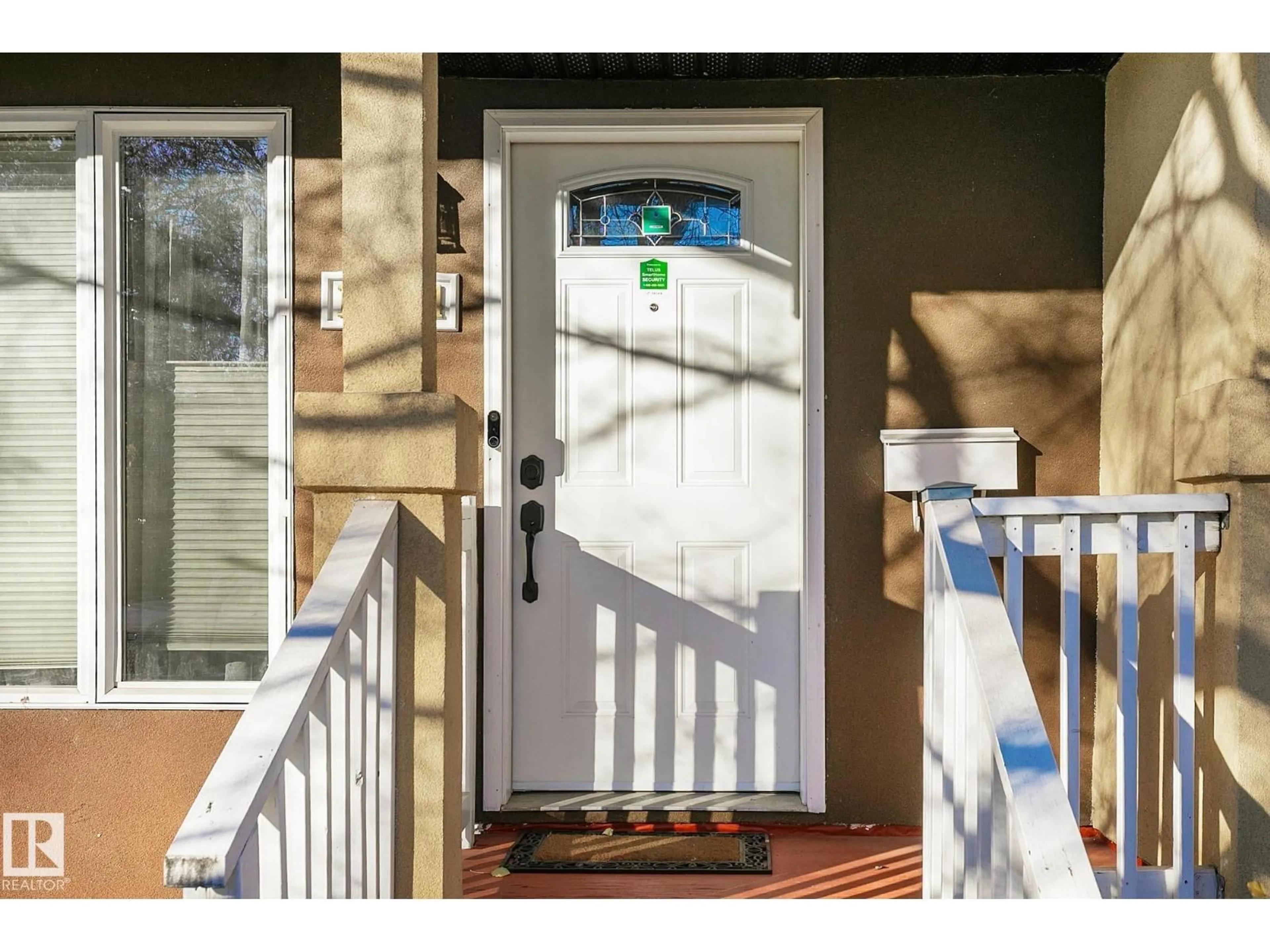 Indoor entryway for NW - 11844 125 ST, Edmonton Alberta T5L0R9