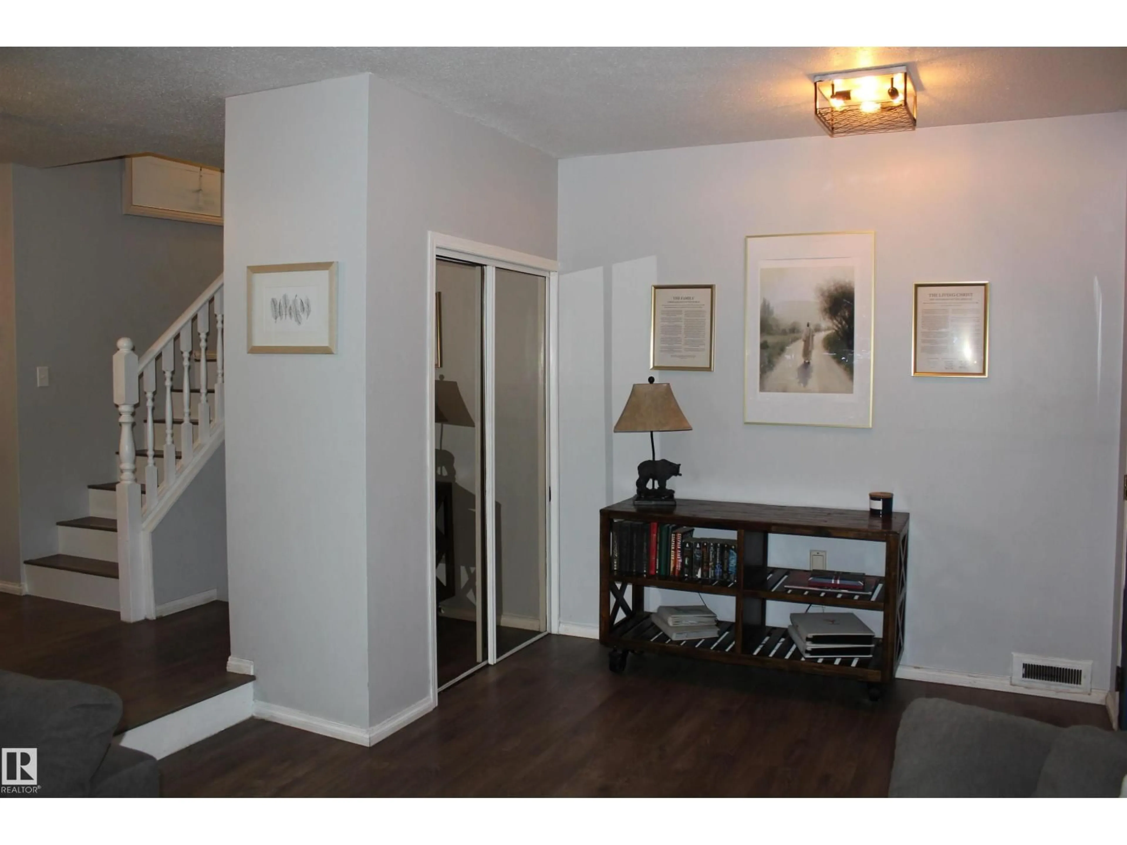 Indoor entryway for 5110 54A STREET, Elk Point Alberta T0A1A0