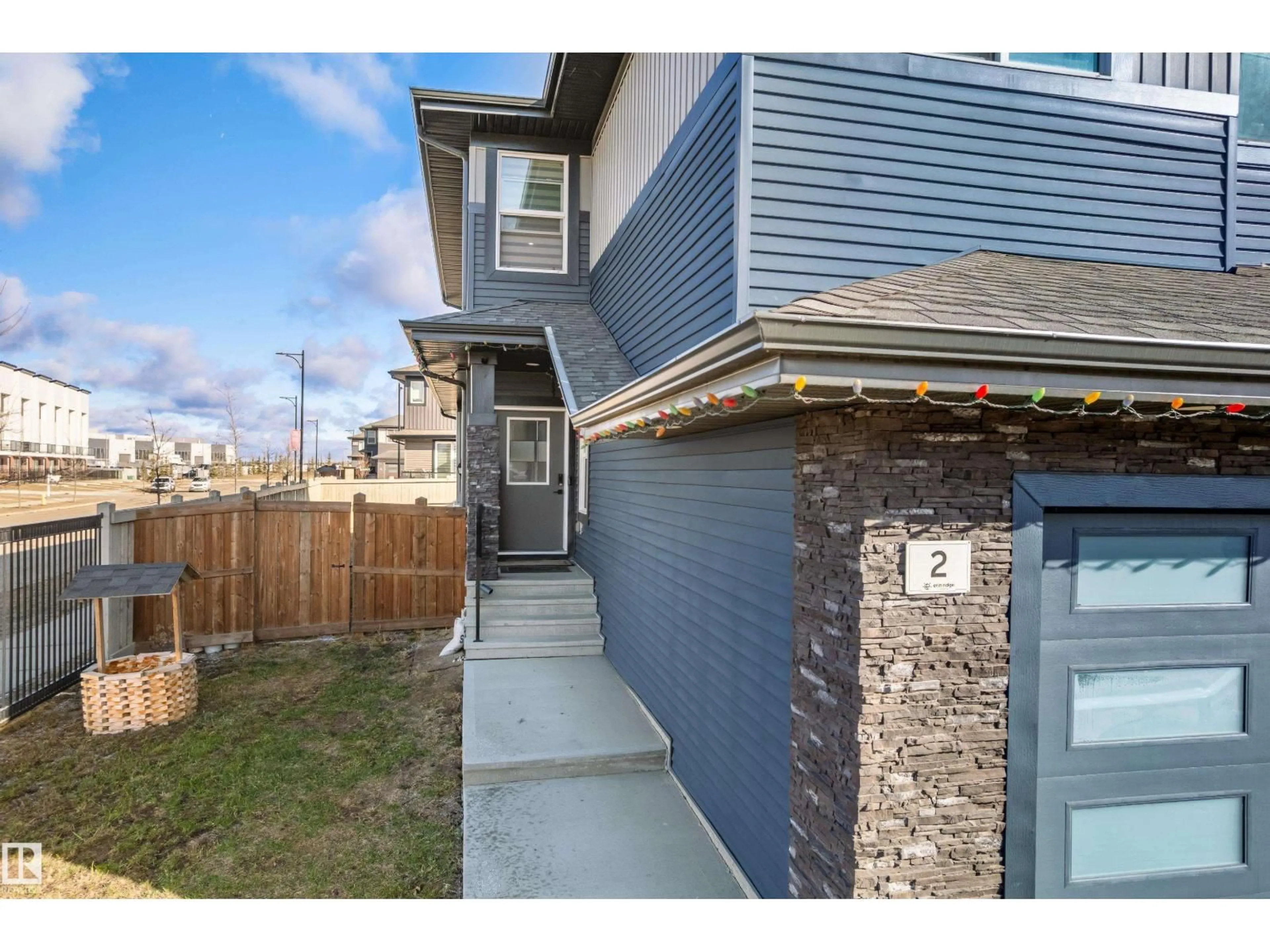 Unknown for 2 EDISON DR, St. Albert Alberta T8N7W1