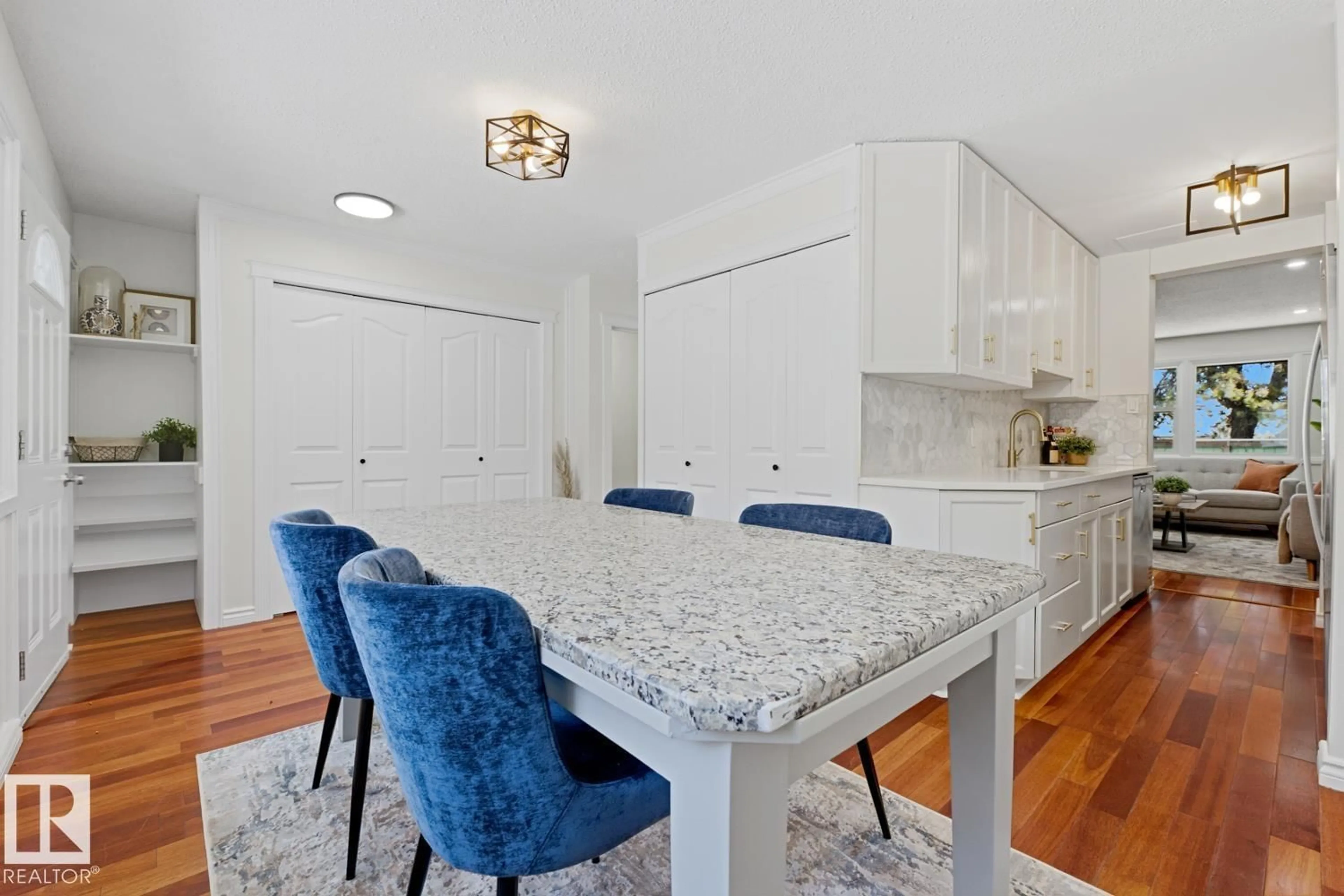 Open concept kitchen, ceramic/tile floor for 413 VILLAGE ON THE GREEN GR, Edmonton Alberta T5A1G9