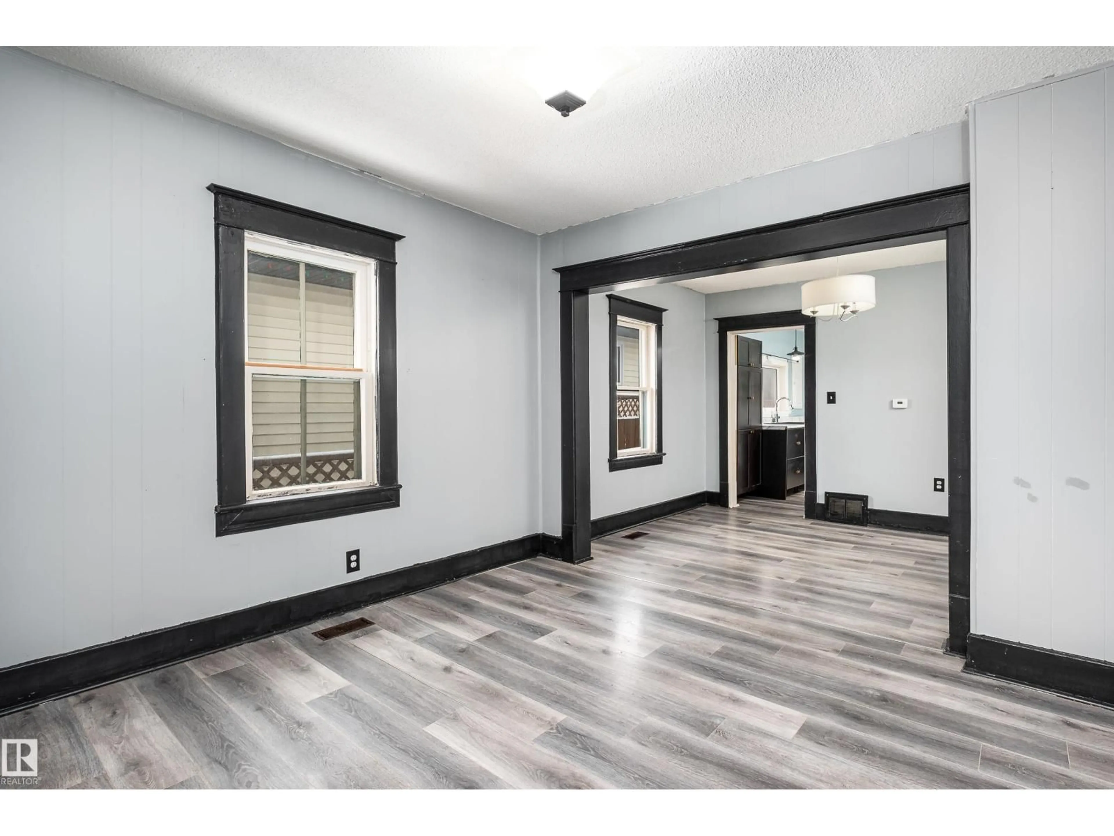 Indoor entryway for 4922 49 ST, Thorsby Alberta T0C2P0