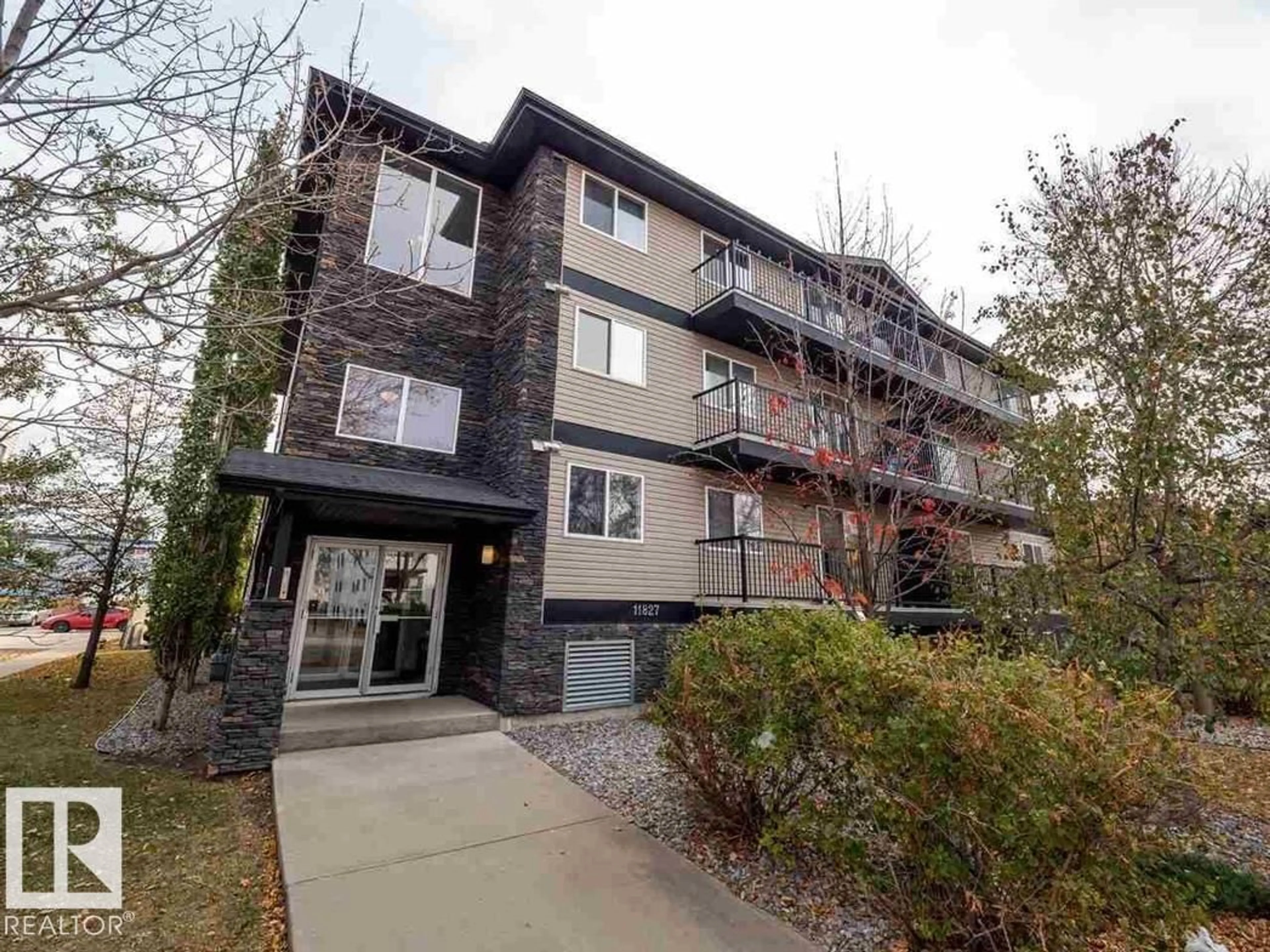 Unknown for #3 - 11827 105 ST NW, Edmonton Alberta T5G2N1