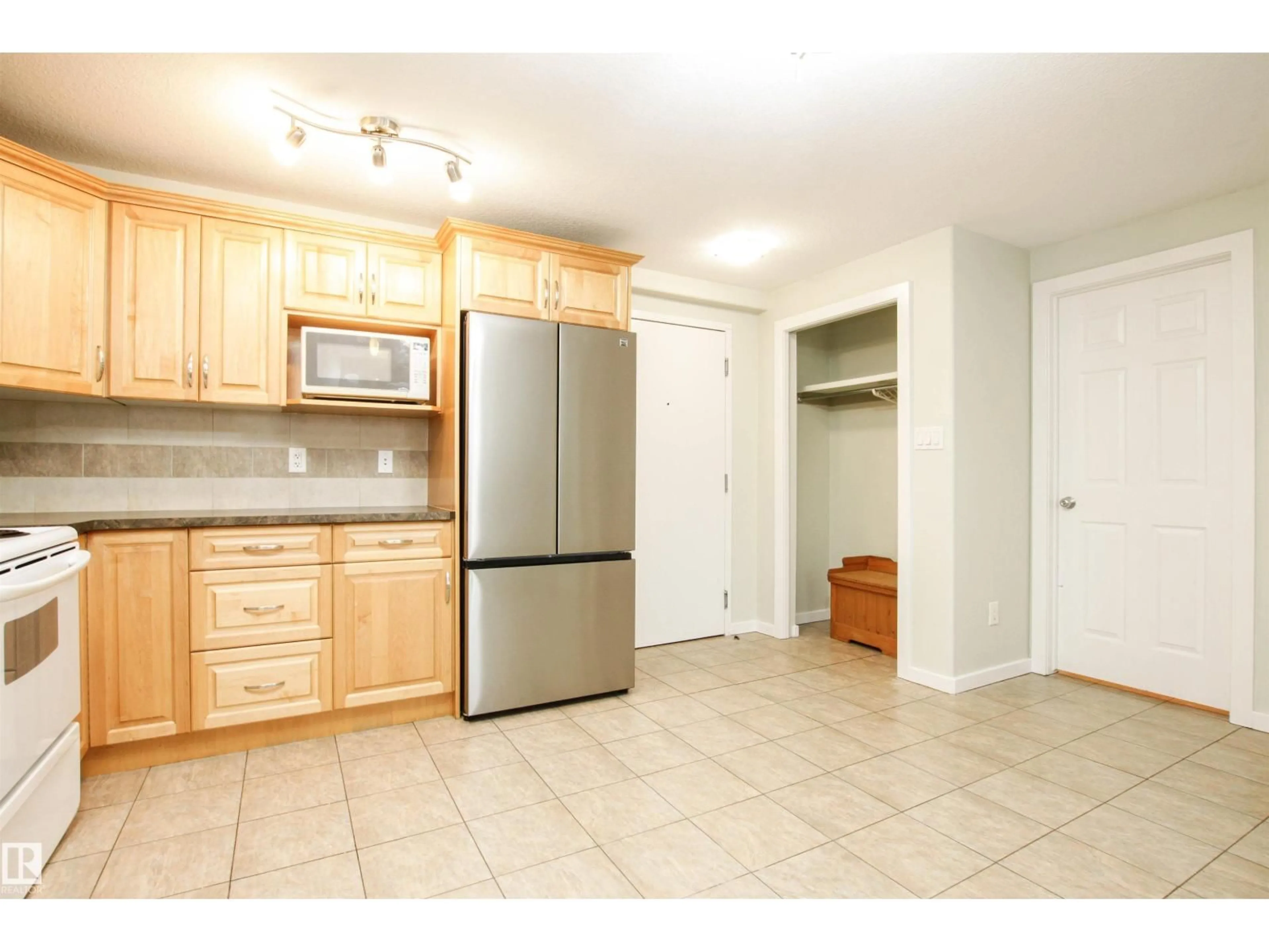 Standard kitchen, unknown for #3 - 11827 105 ST NW, Edmonton Alberta T5G2N1