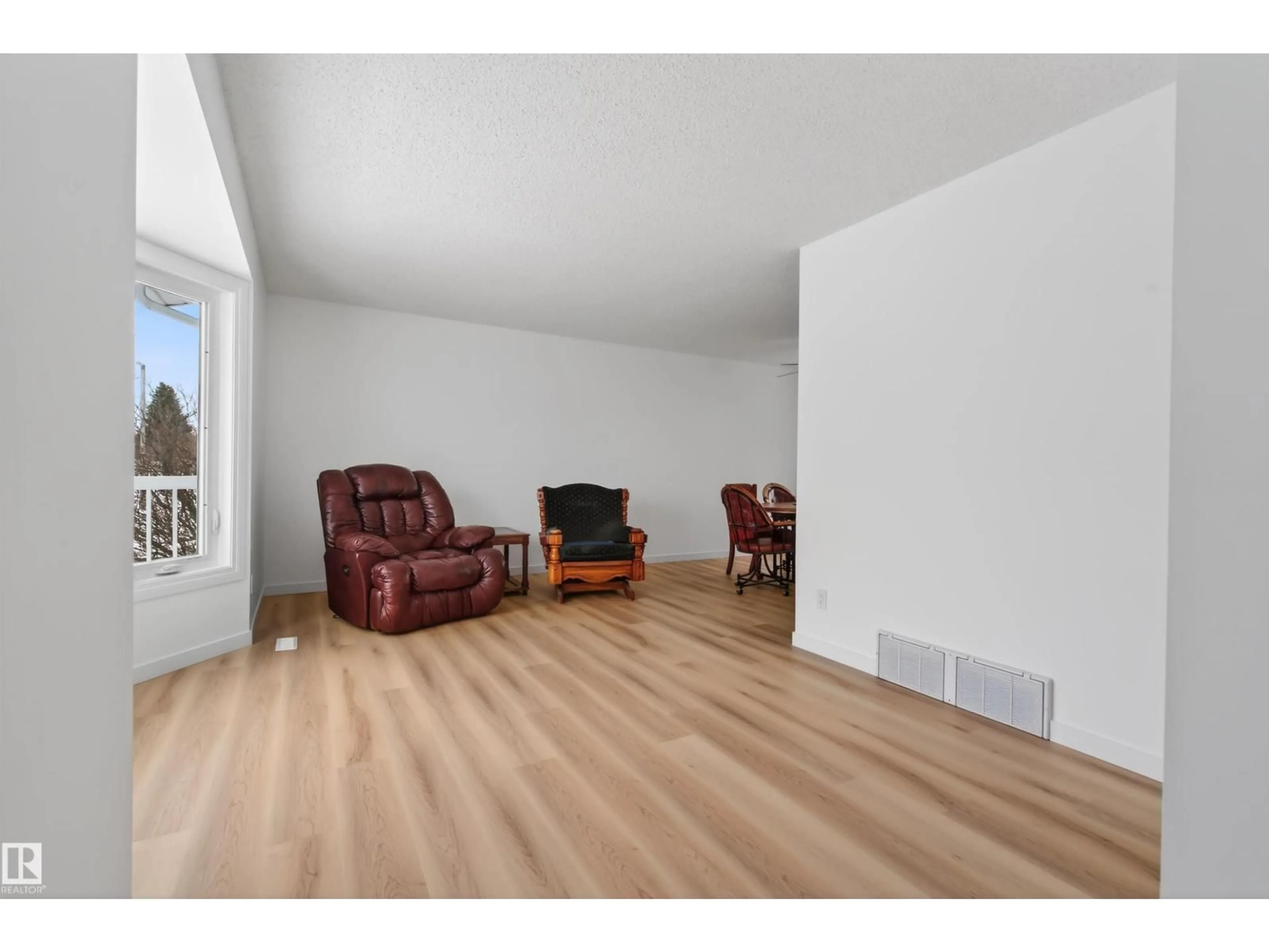 A pic of a room for 6002 52 AV, Cold Lake Alberta T9M1T4