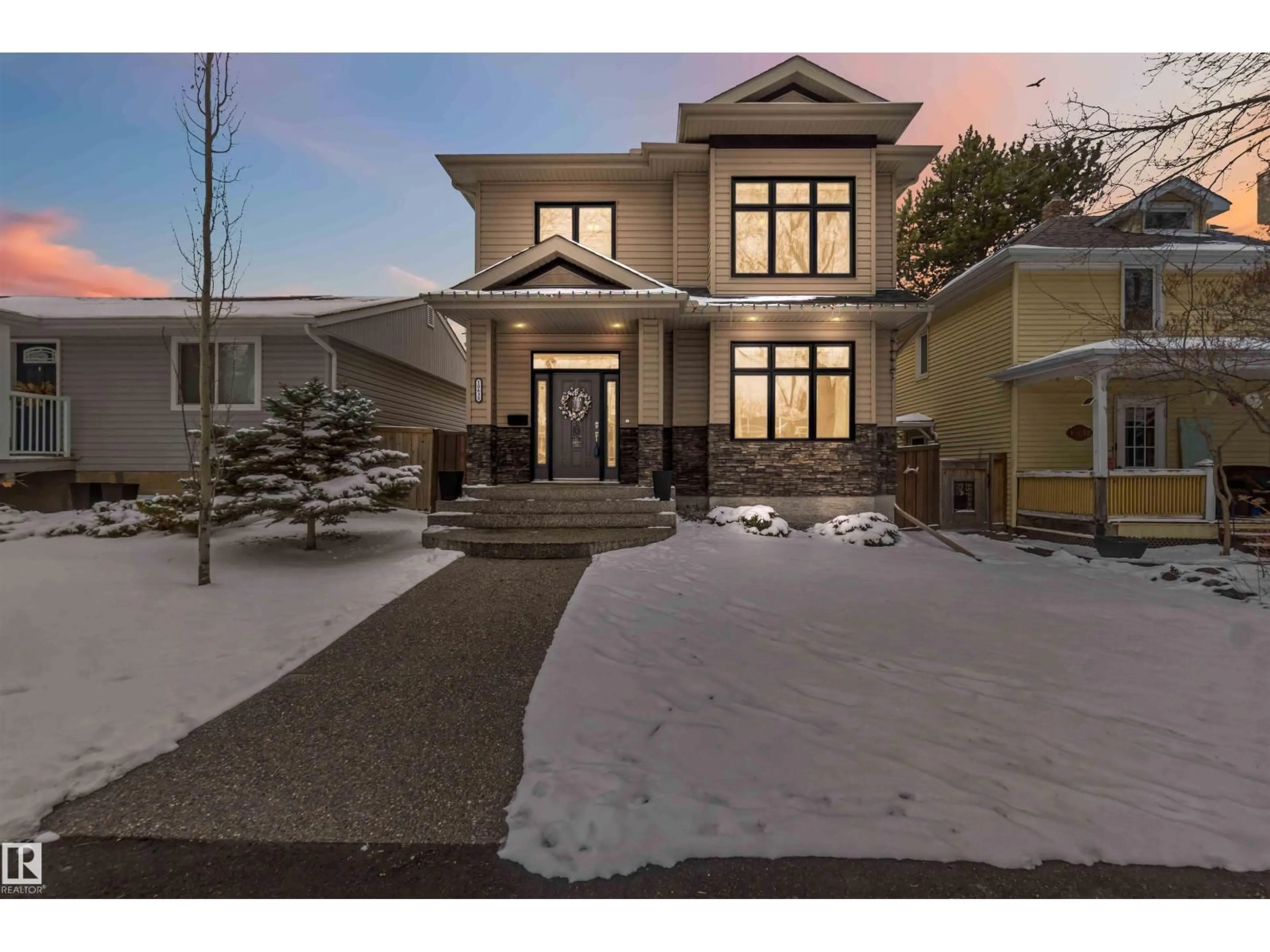 Unknown for 10630 82 ST, Edmonton Alberta T6A3N1
