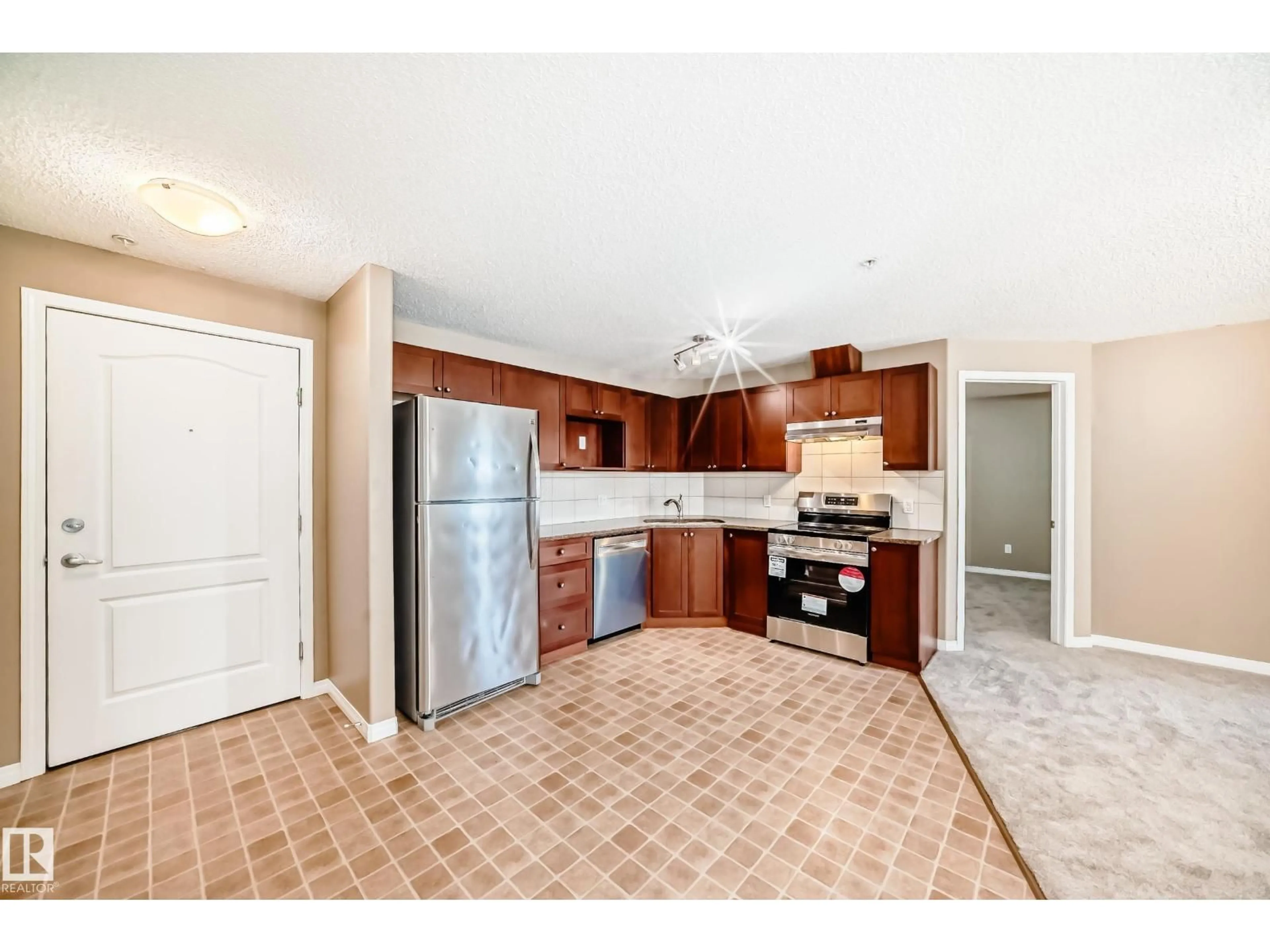 Standard kitchen, ceramic/tile floor for #344 - 1520 HAMMOND GATE, Edmonton Alberta T9M0J4