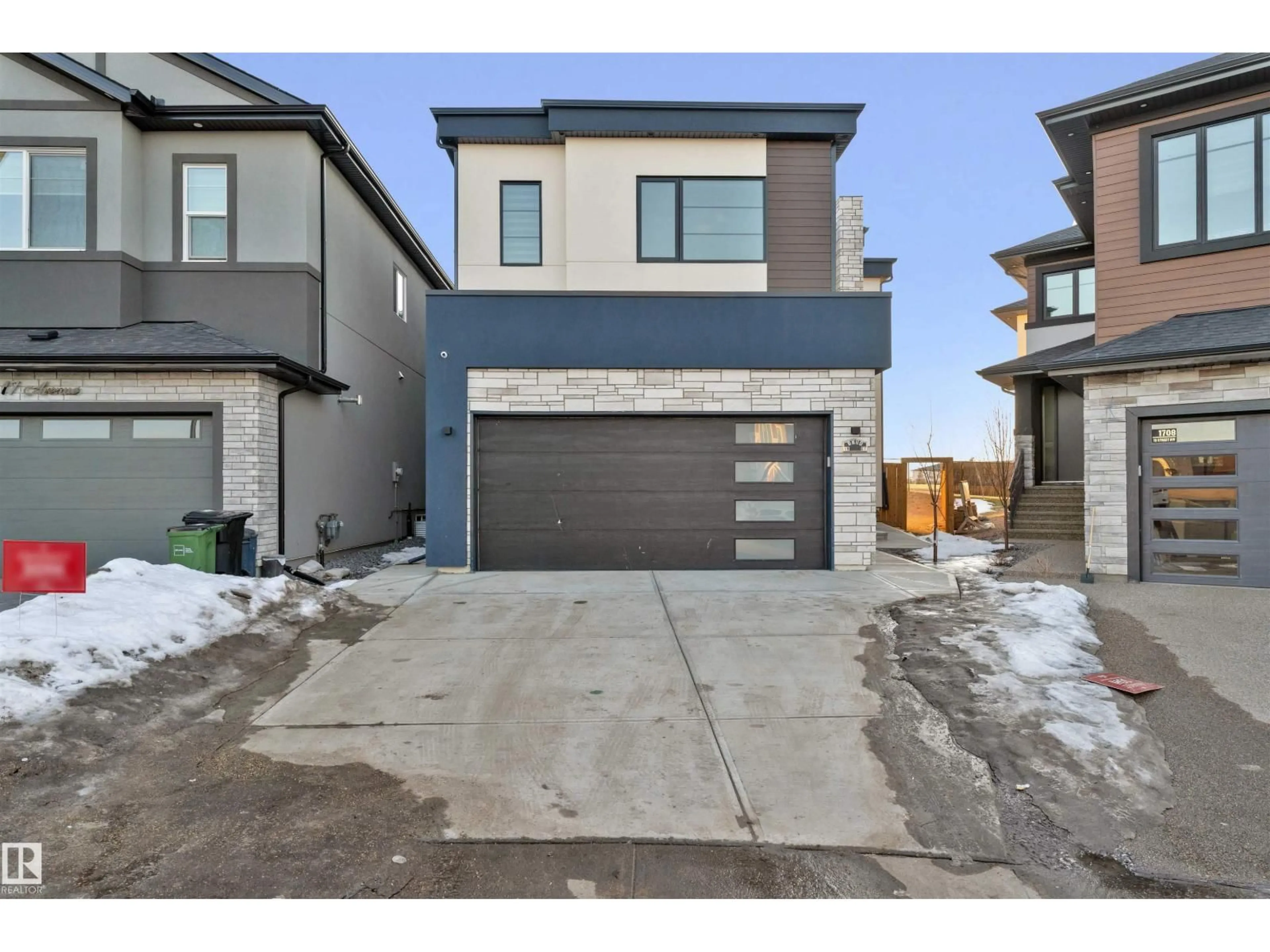 Unknown for 1704 19 ST, Edmonton Alberta T6T2N1