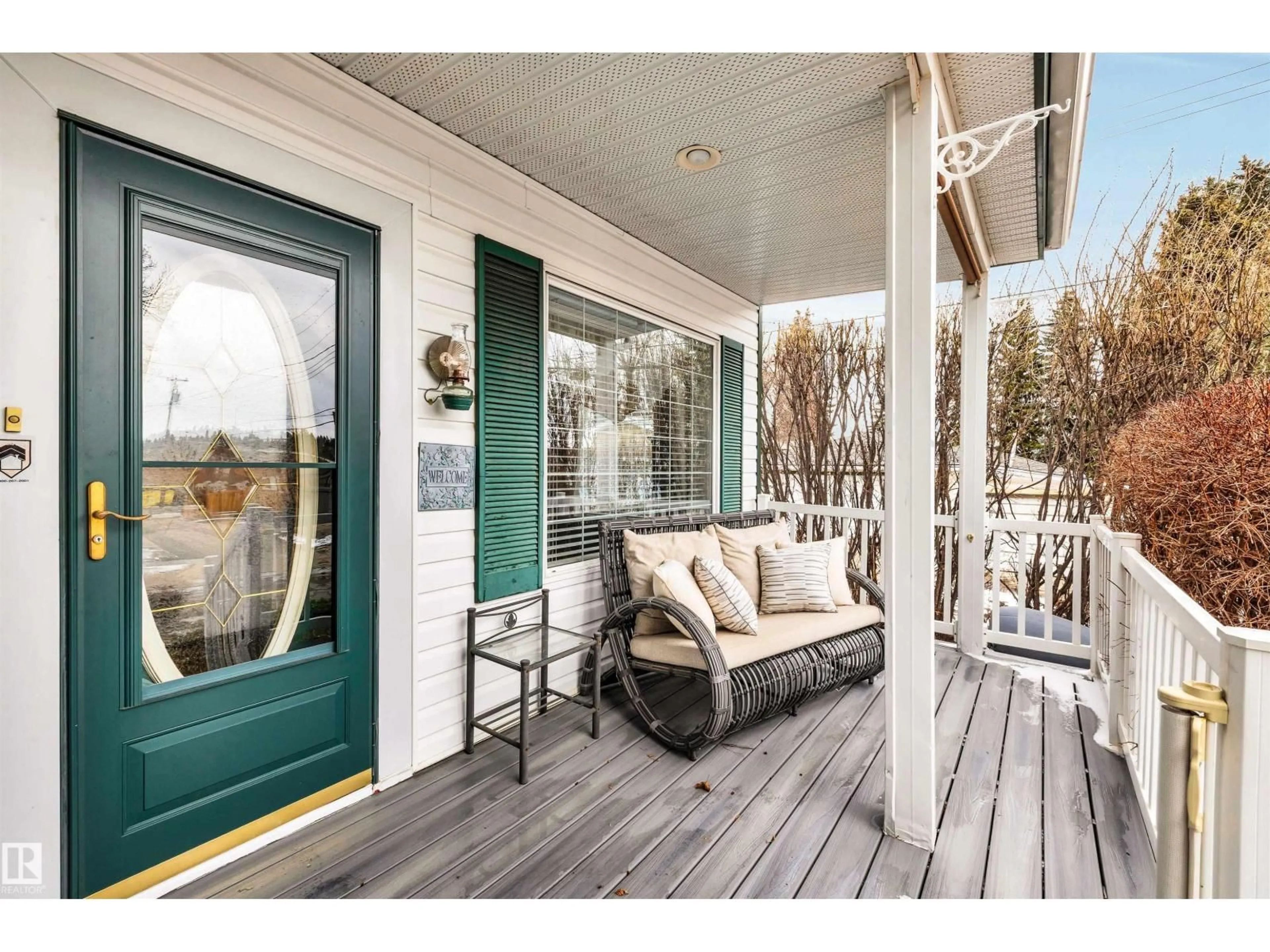 Indoor entryway for 11 MADISON AV, St. Albert Alberta T8N1H2