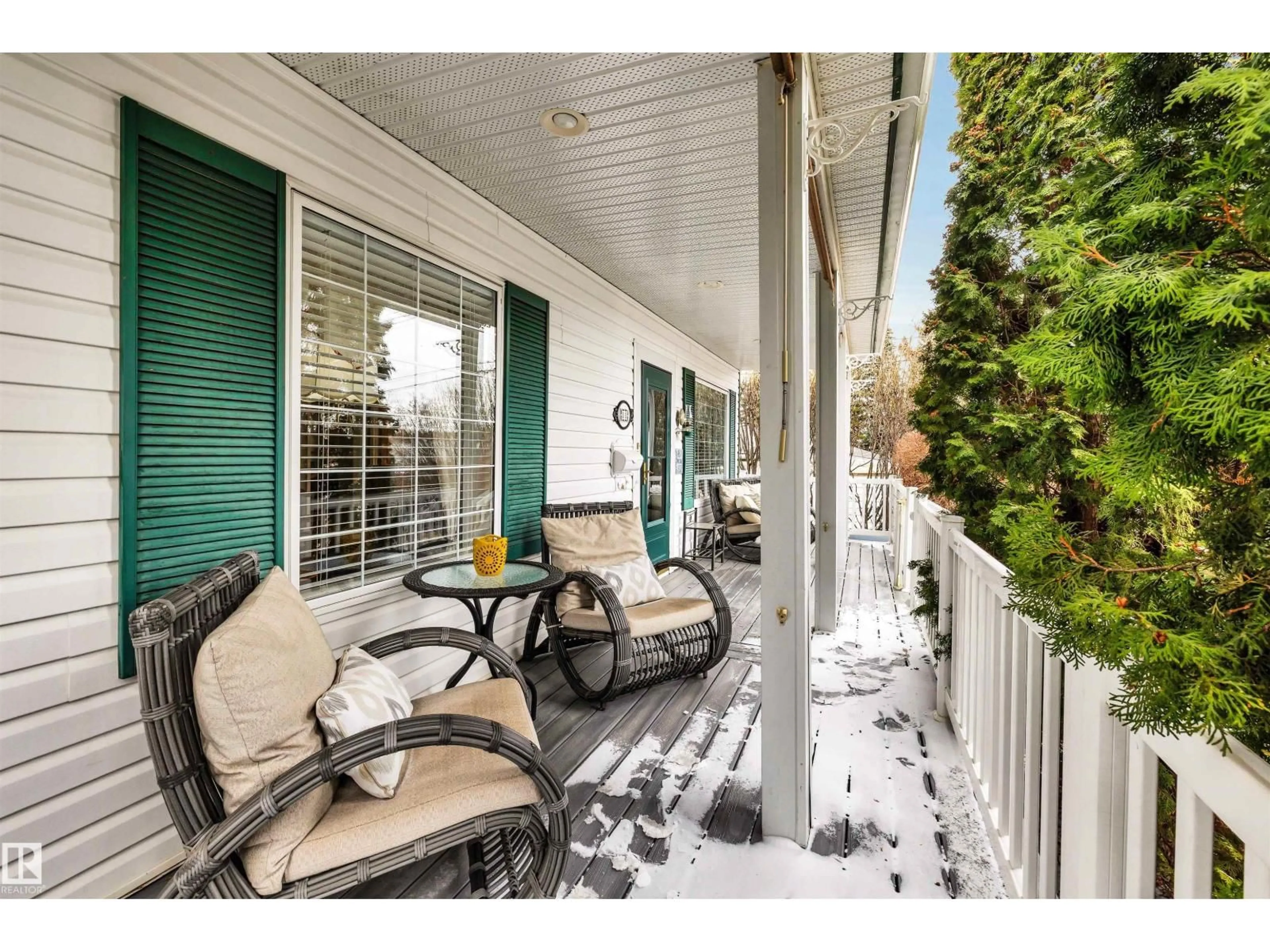 Patio, street for 11 MADISON AV, St. Albert Alberta T8N1H2