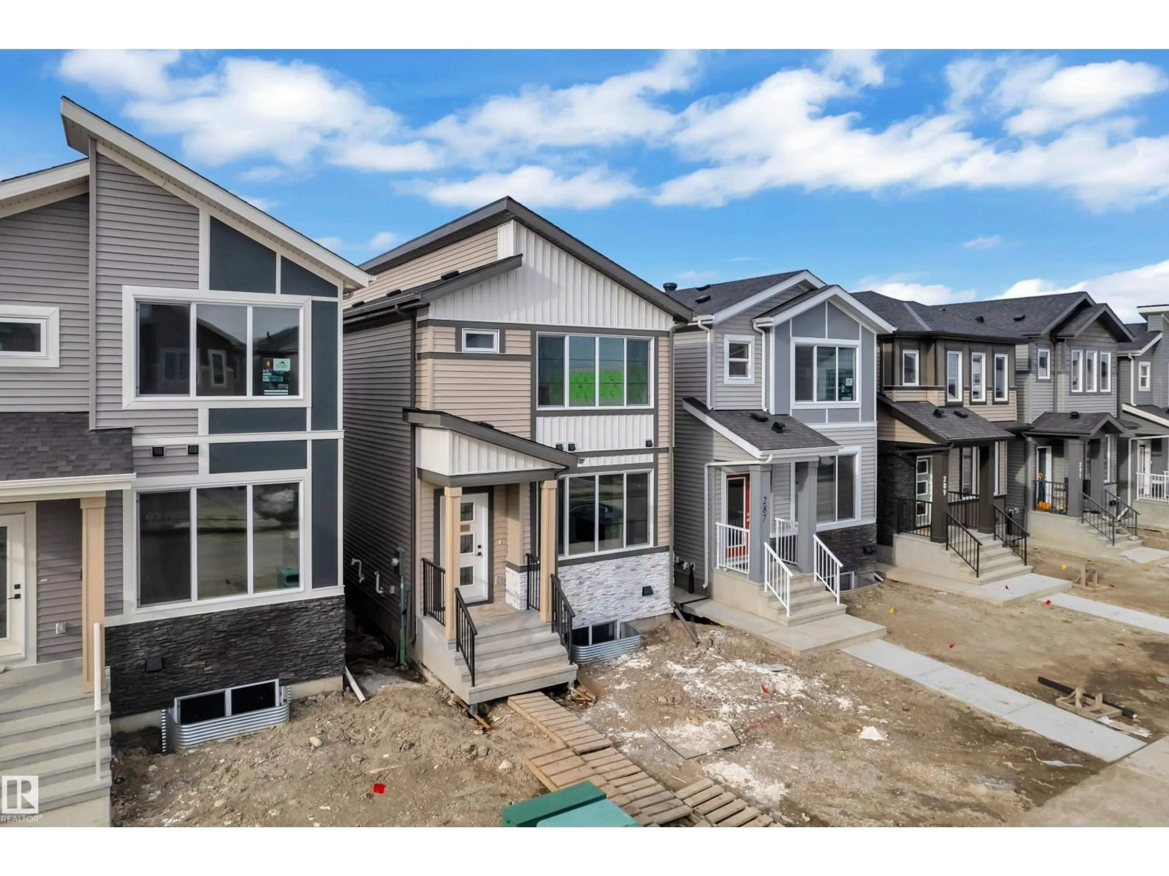 A pic from outside/outdoor area/front of a property/back of a property/a pic from drone, street for 285 MUNN WY, Leduc Alberta T9E1V1