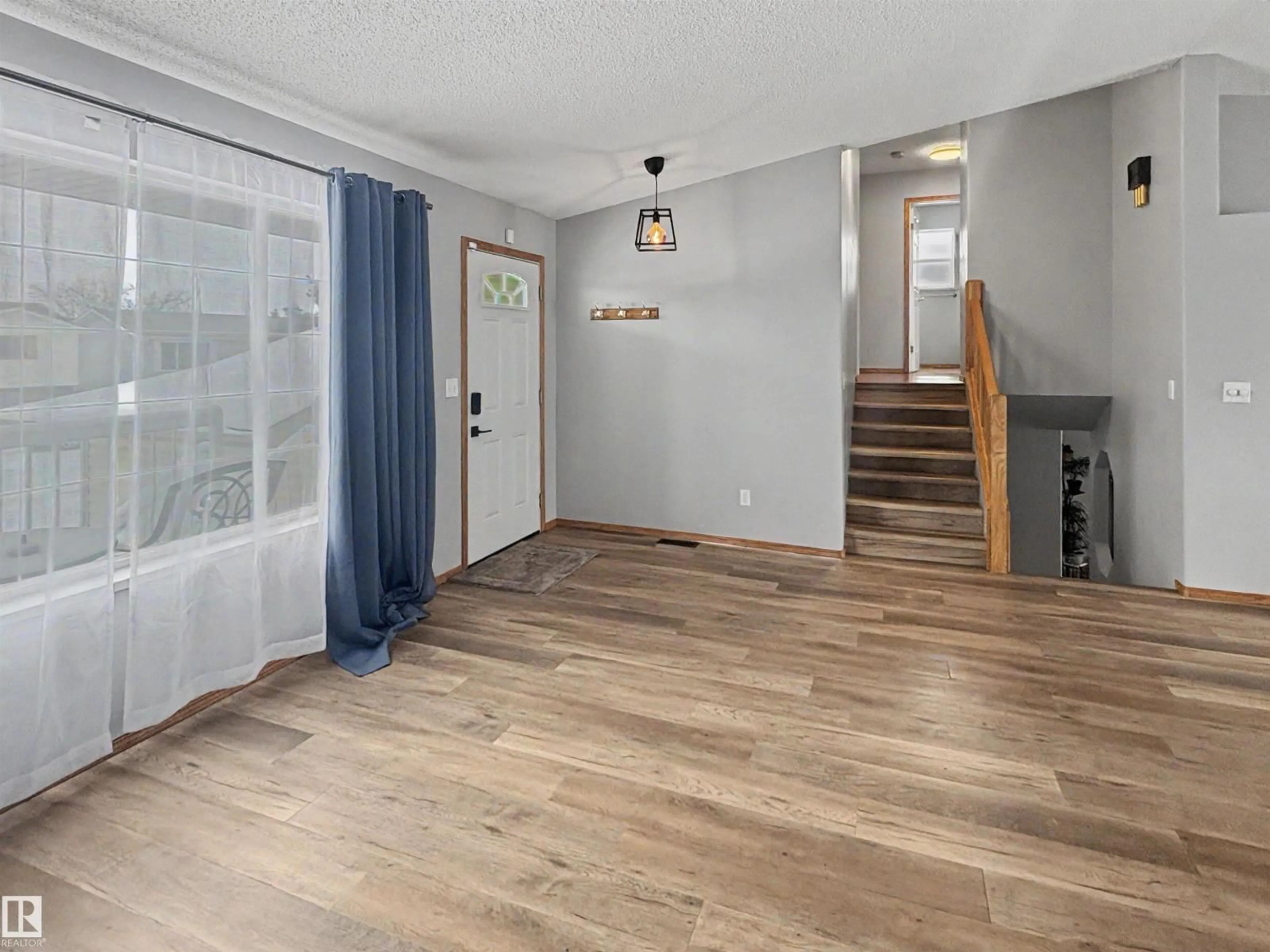 Unknown for 3803 40 AV, Bonnyville Town Alberta T9N1V3