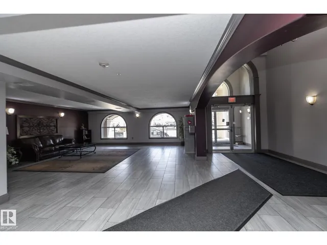 #209 - 13111 140 AV, Edmonton 5