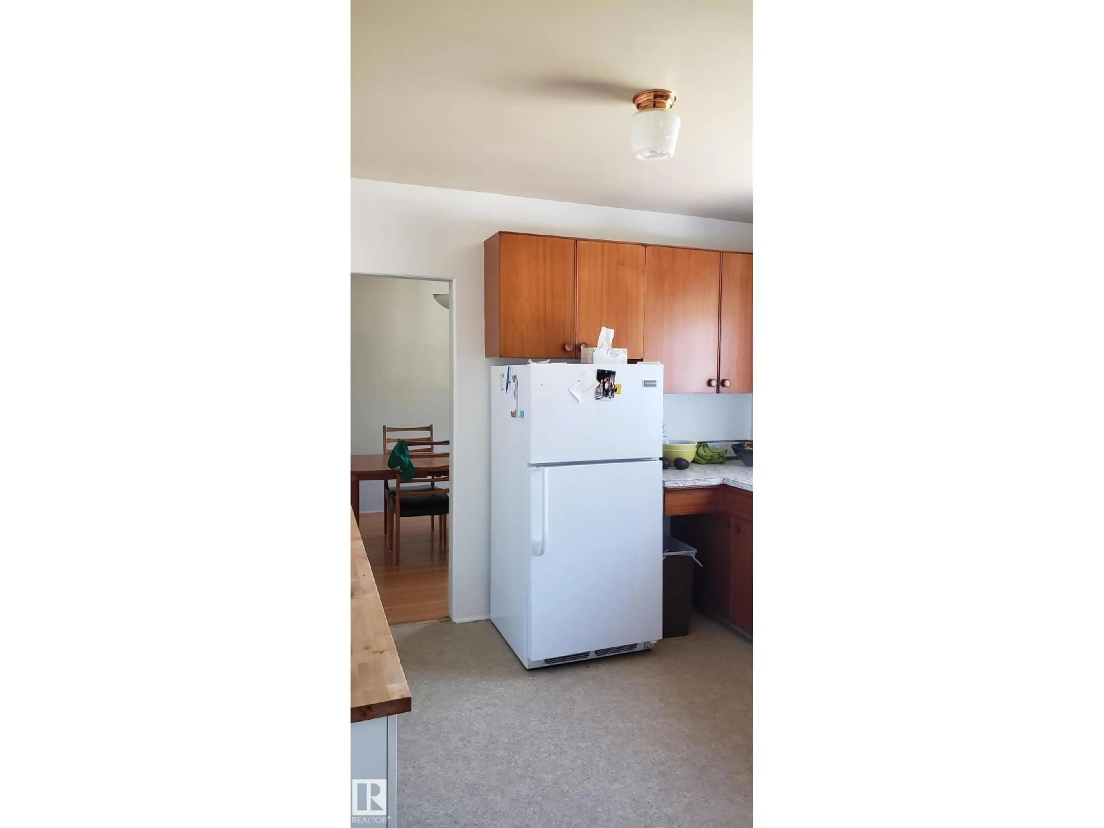 Standard kitchen, unknown for 14416 110A AV, Edmonton Alberta T5N1J8