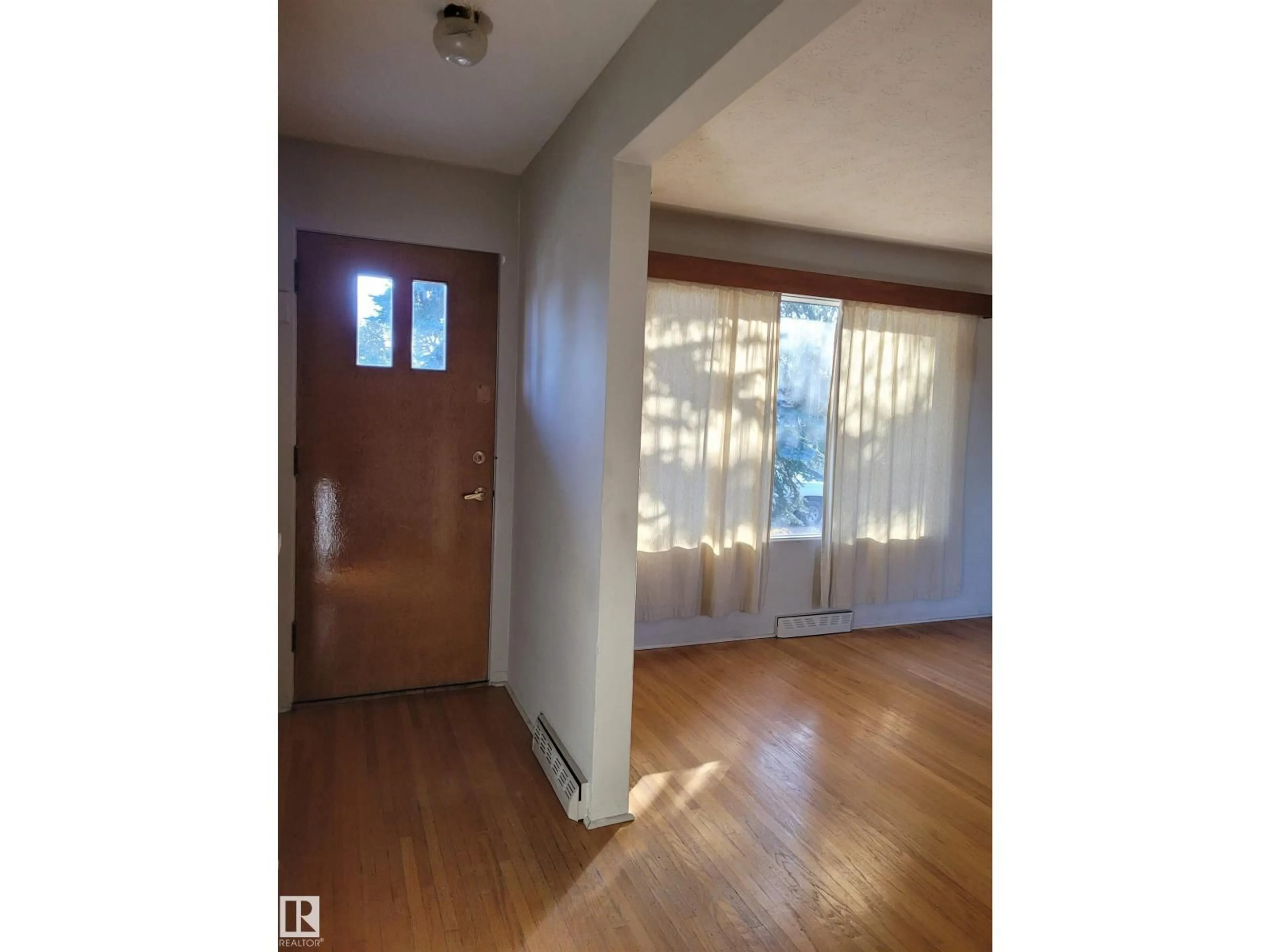 Unknown for 14416 110A AV, Edmonton Alberta T5N1J8