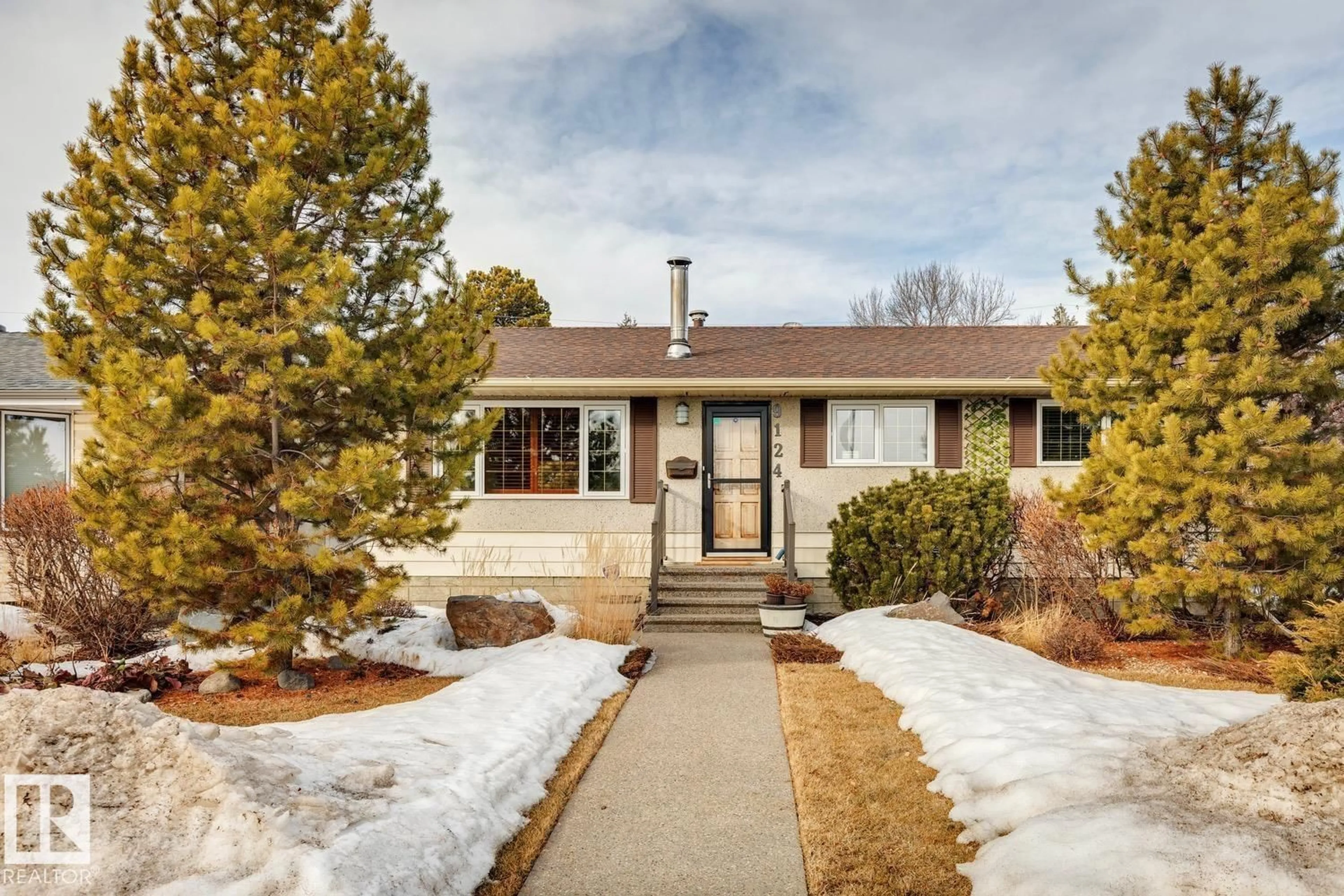 Unknown for NW - 9124 167 ST, Edmonton Alberta T5R2T9