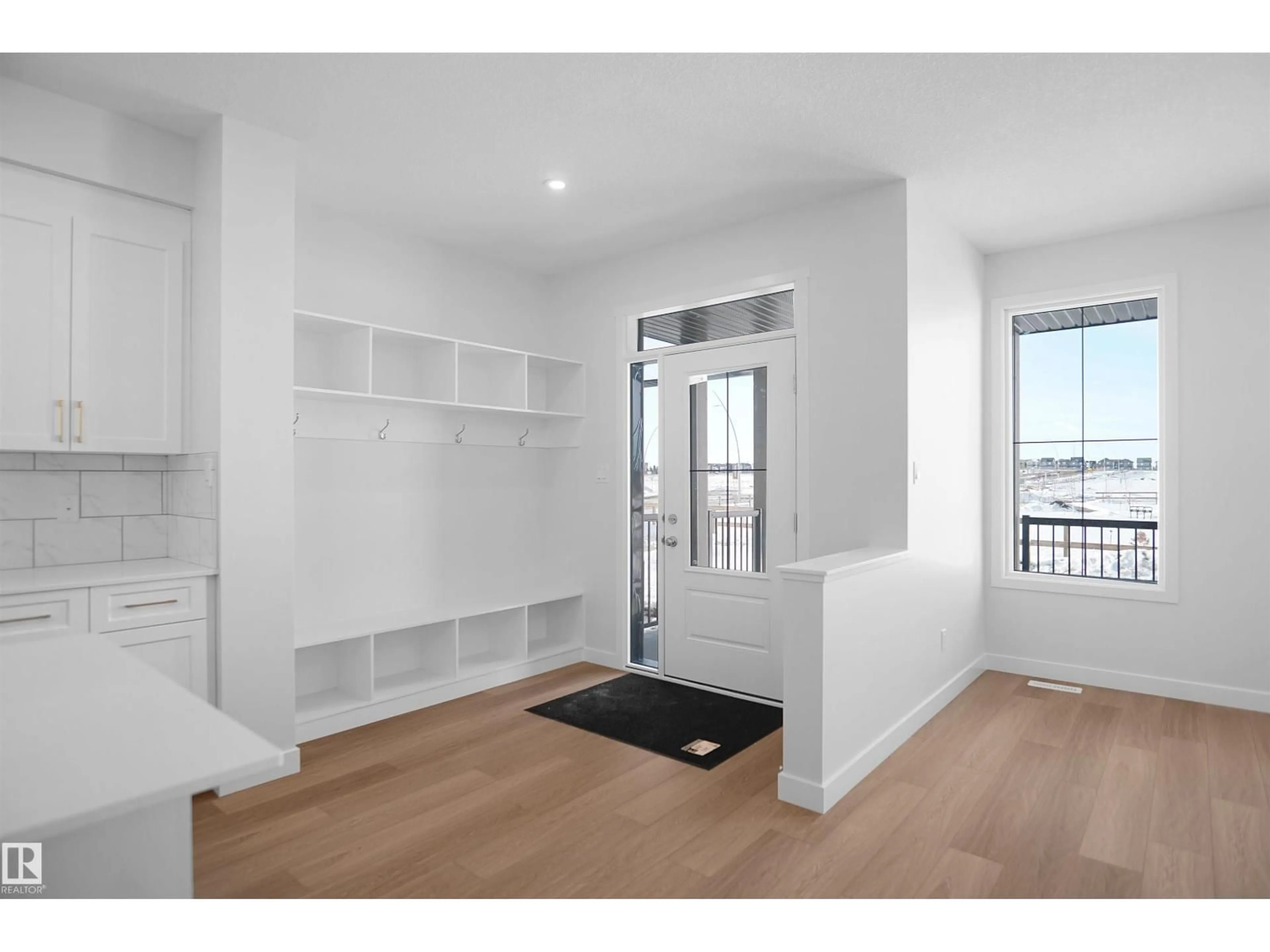 Unknown for NE - 17514 5A ST, Edmonton Alberta T5Y4E8