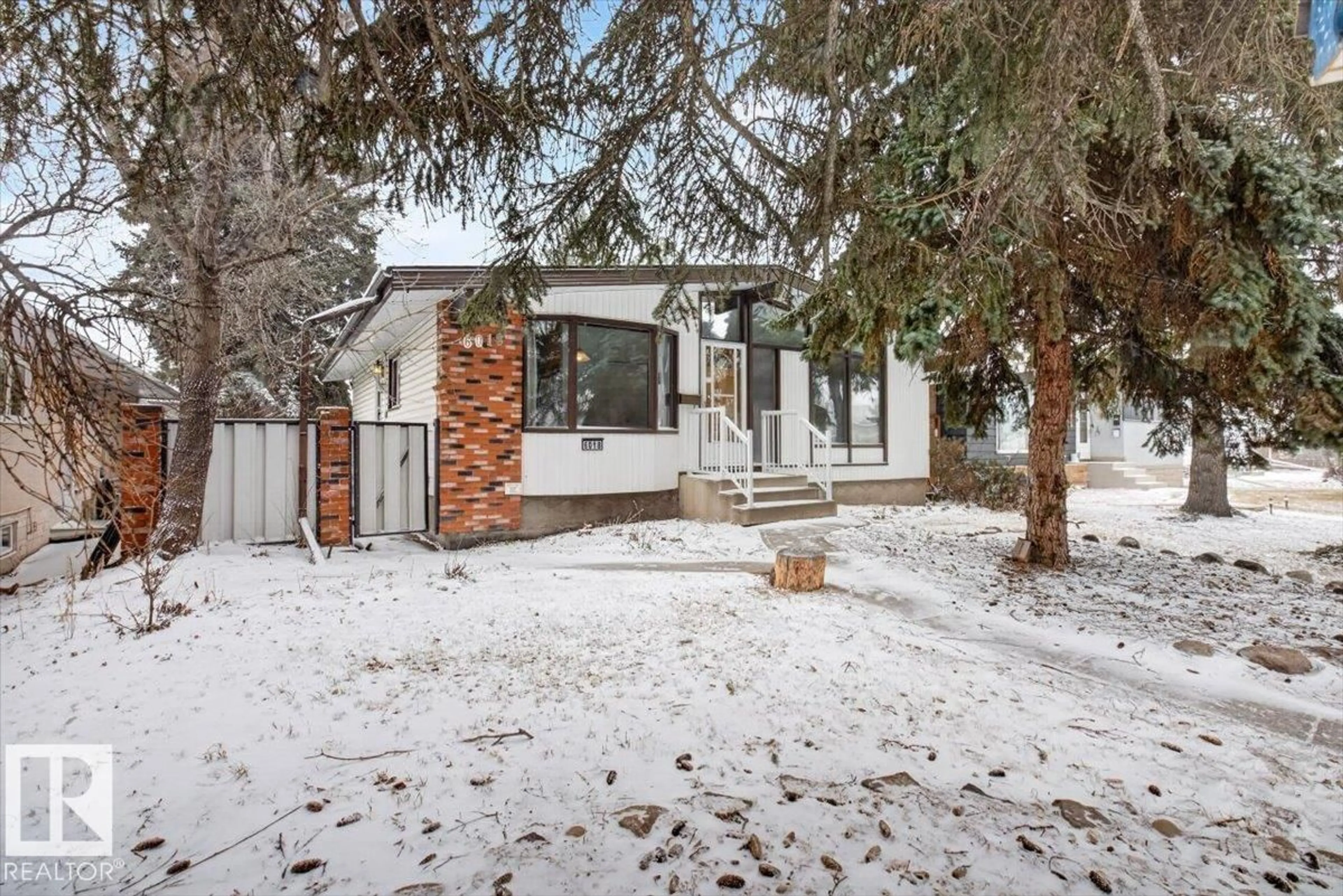 Unknown for NW - 6018 105A ST, Edmonton Alberta T6H2P6