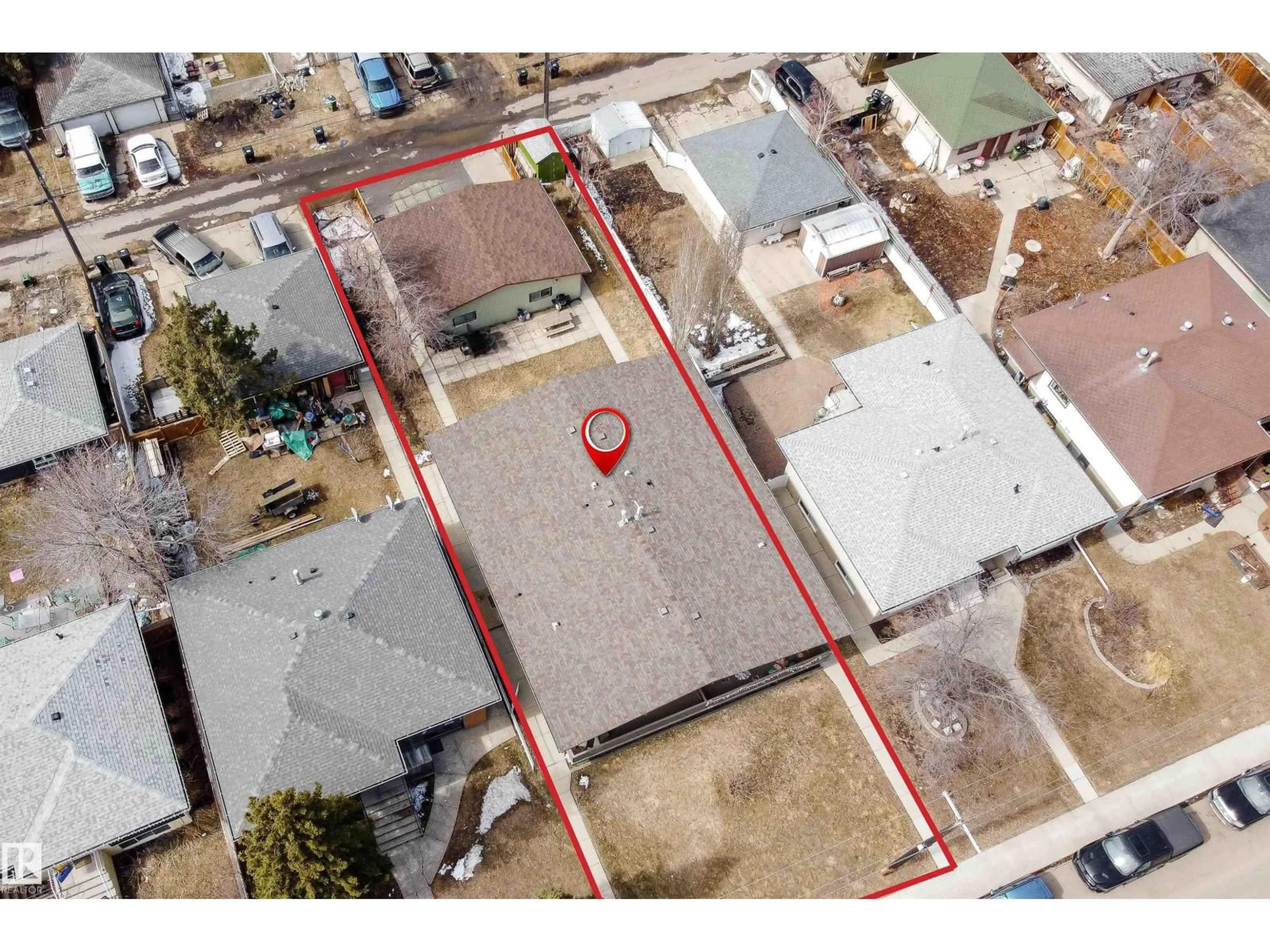 A pic from outside/outdoor area/front of a property/back of a property/a pic from drone, street for NW - 12928 - 12930 101 ST, Edmonton Alberta T5E4E7