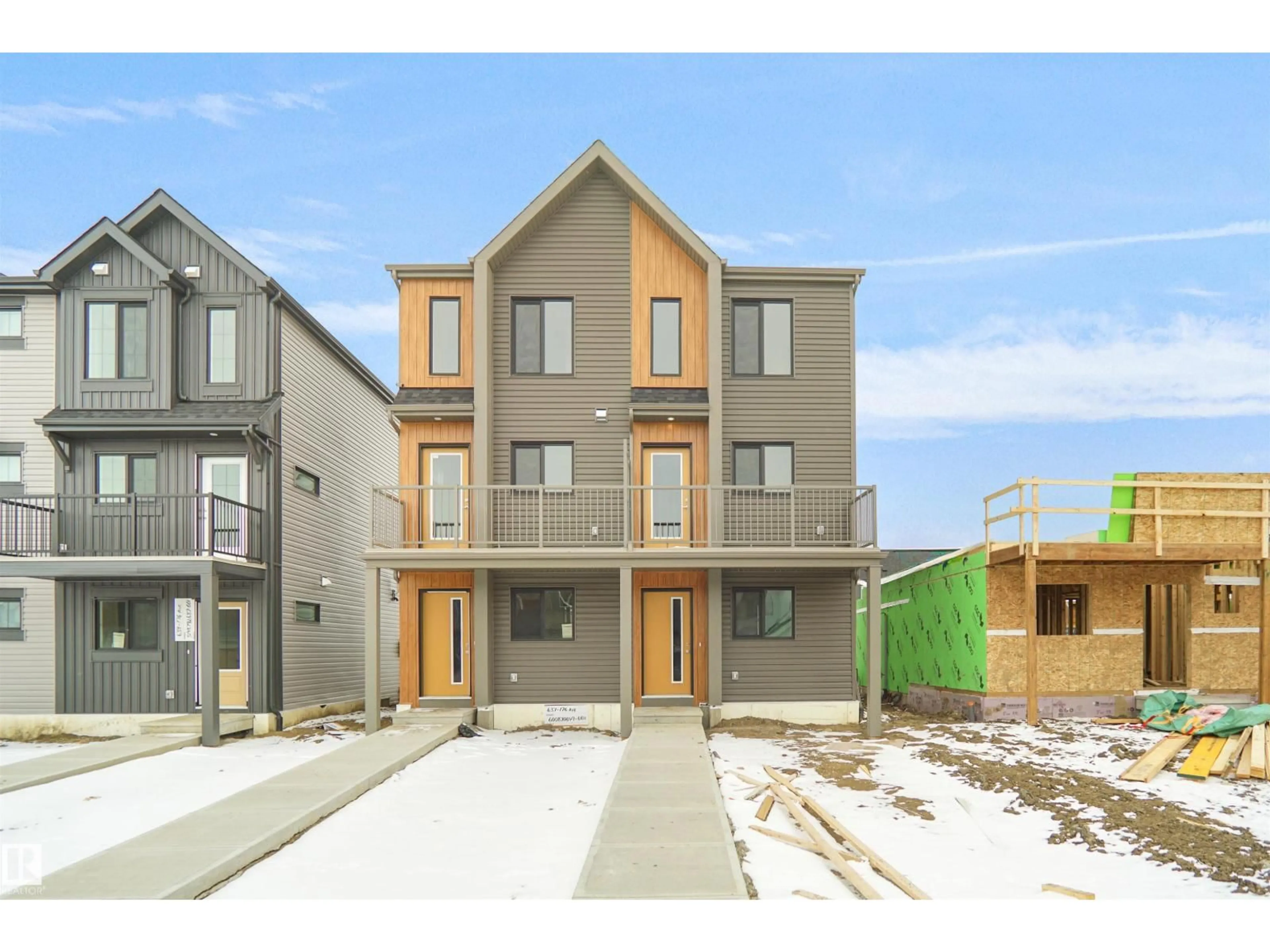 Unknown for NE - 635 176 AV, Edmonton Alberta T5Y4G1