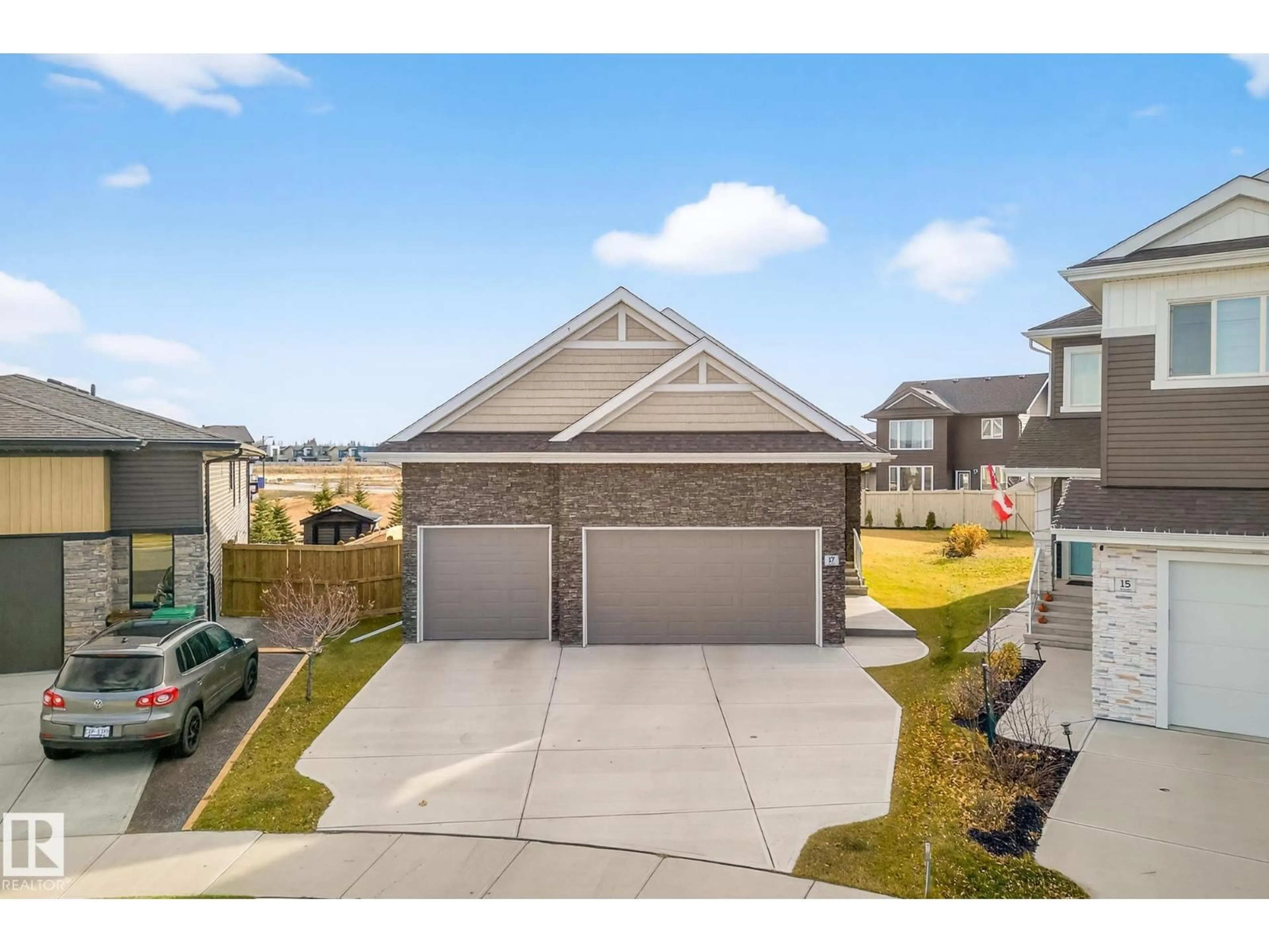 A pic from outside/outdoor area/front of a property/back of a property/a pic from drone, street for 17 EVERMORE CR, St. Albert Alberta T8N7W9