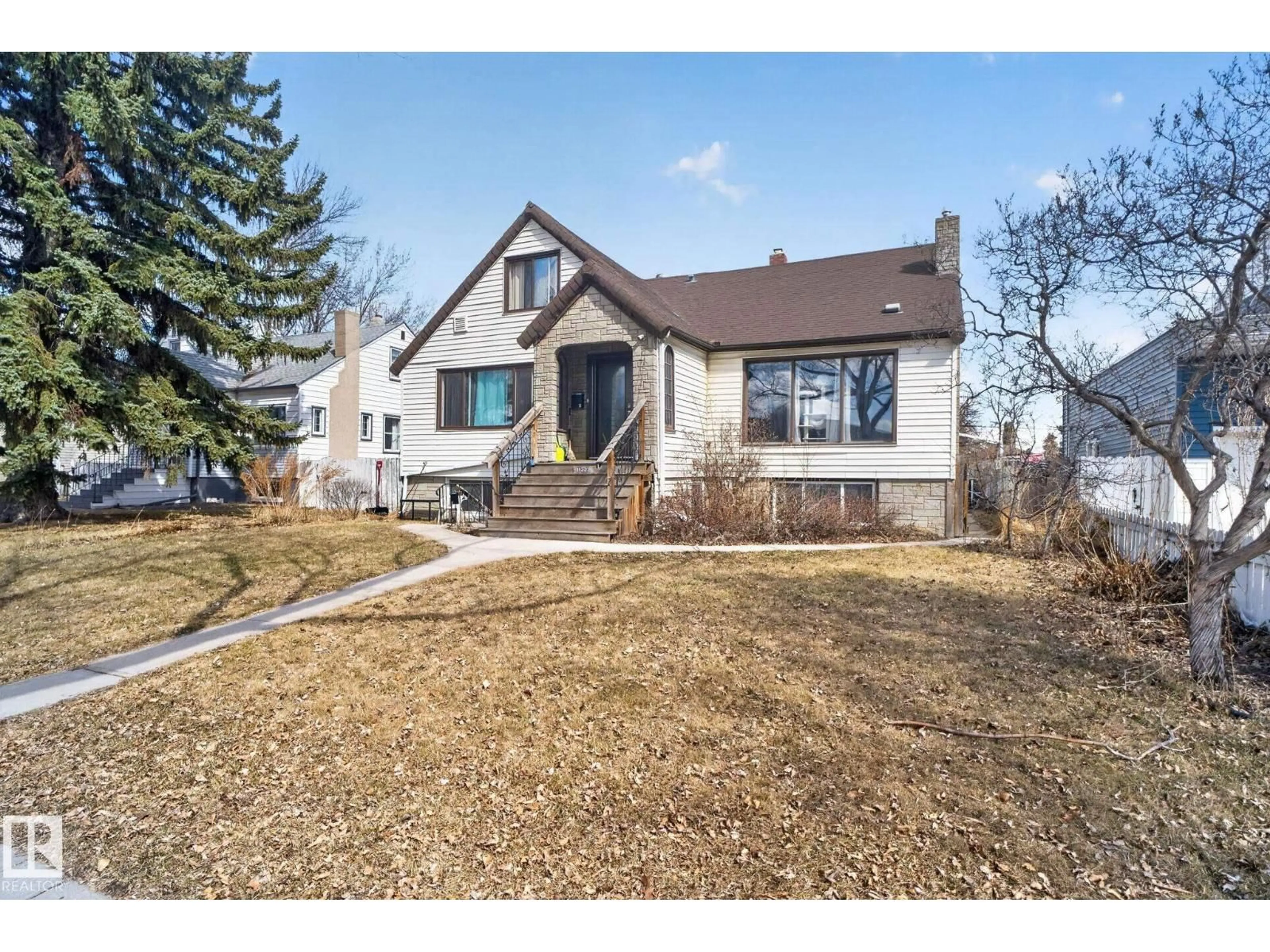 Unknown for NW - 11227 103 ST, Edmonton Alberta T5G2H6