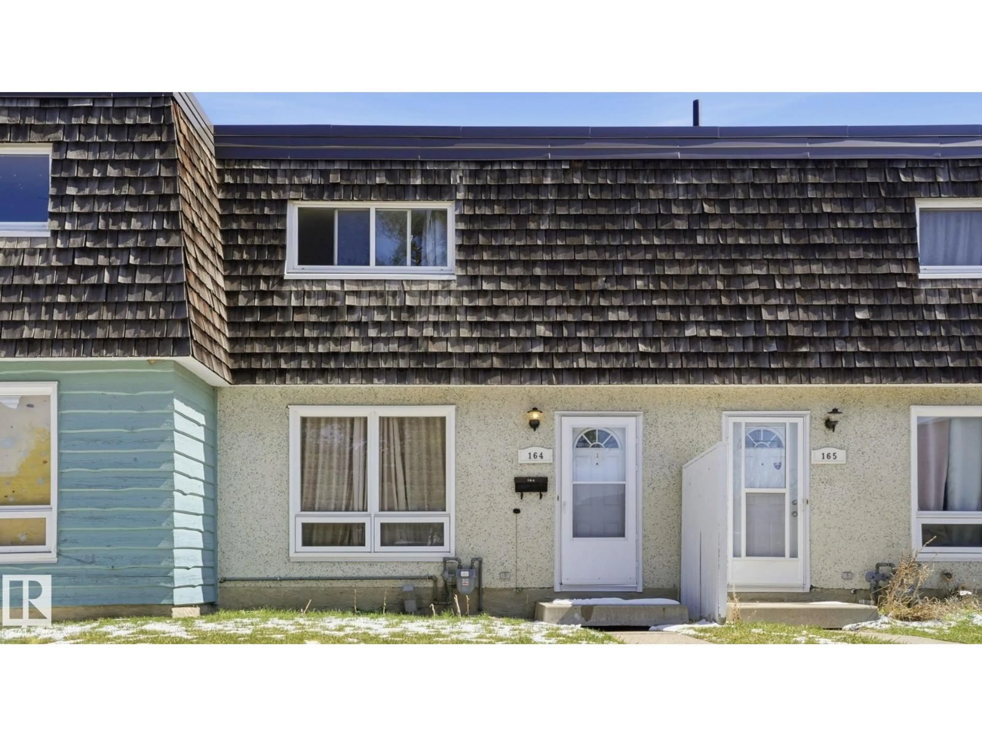 Home with vinyl exterior material, street for 164 MAYFAIR MEWS ME, Edmonton Alberta T5E5R7